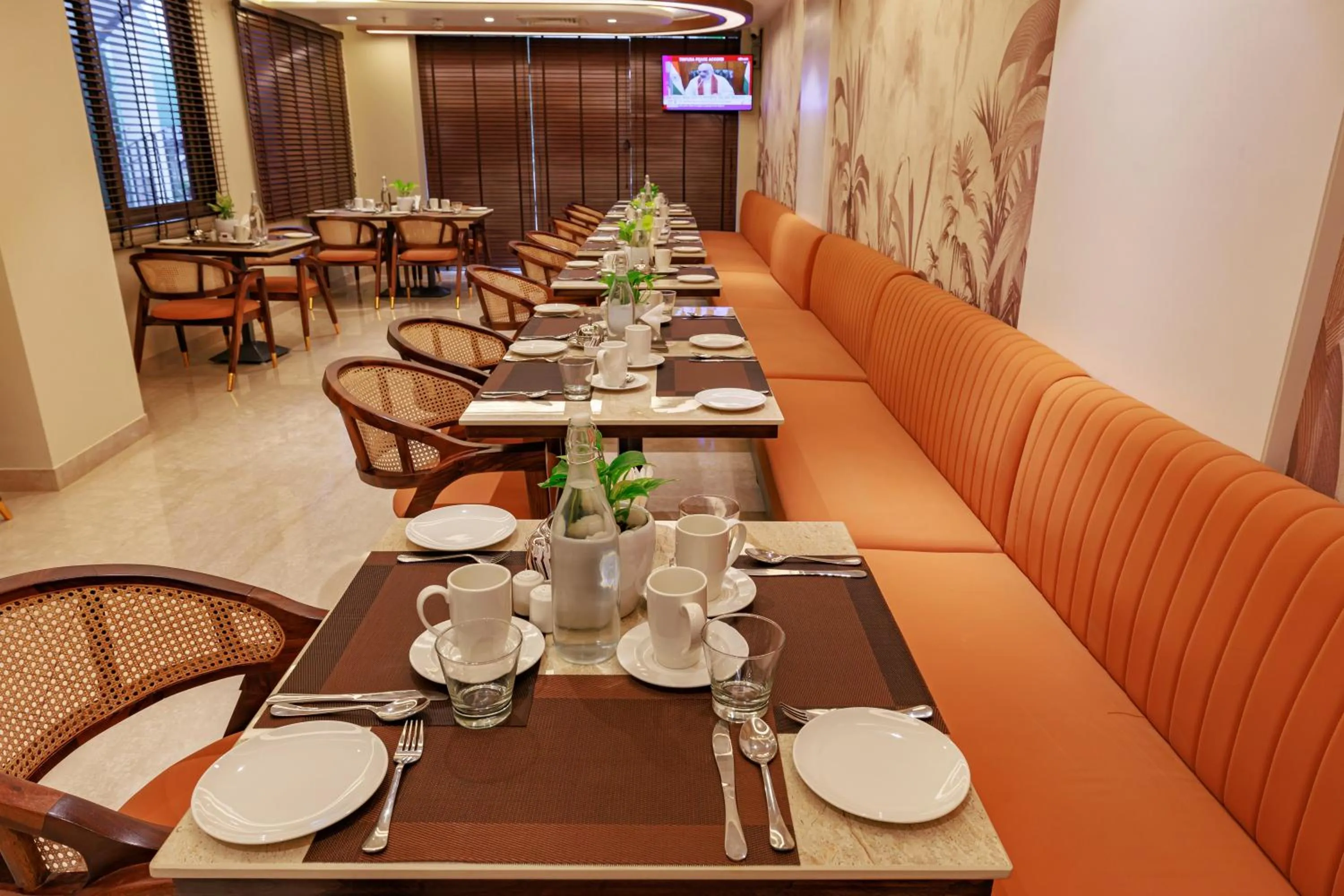 Restaurant/places to eat in Regenta Place Jaipur Sirsi Road, Jaipur