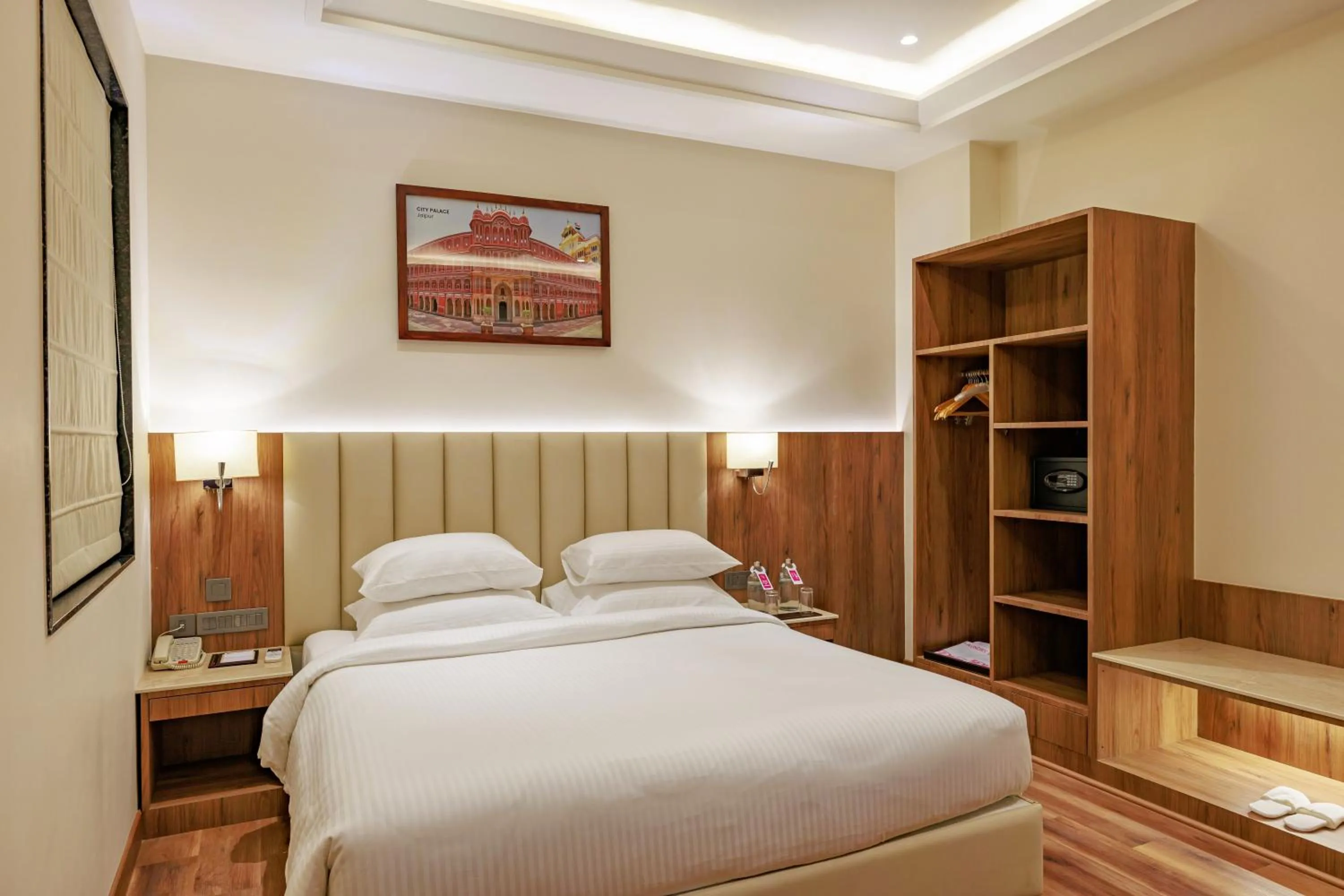 Bed in Regenta Place Jaipur Sirsi Road, Jaipur