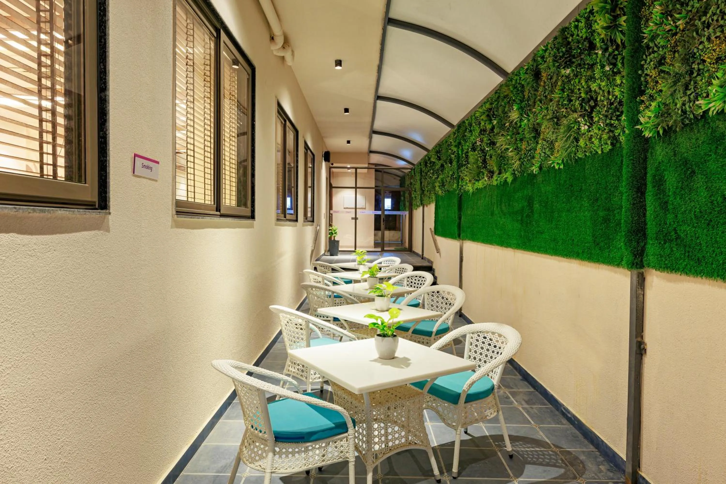 Restaurant/places to eat in Regenta Place Jaipur Sirsi Road, Jaipur