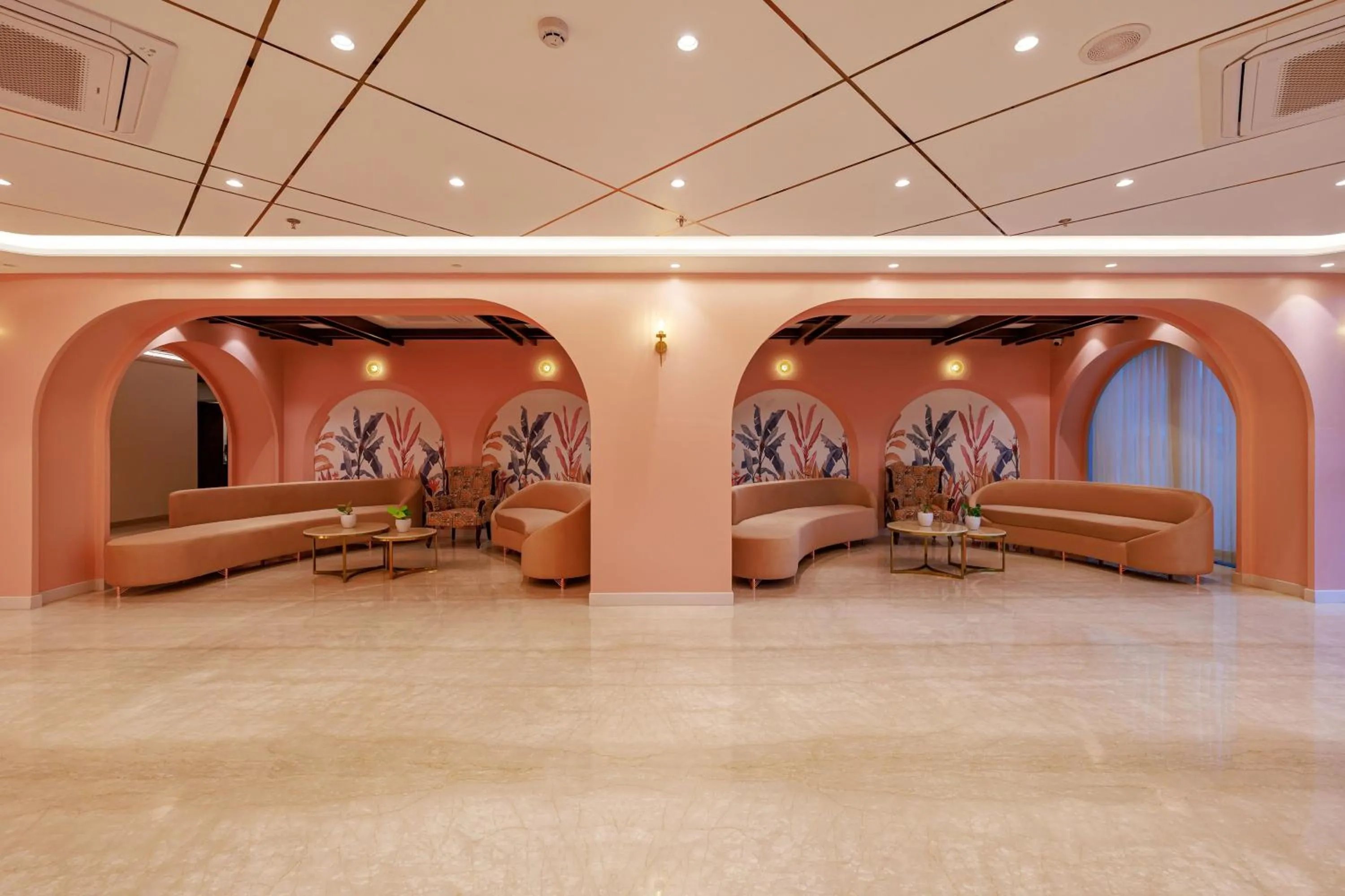 Lobby or reception in Regenta Place Jaipur Sirsi Road, Jaipur