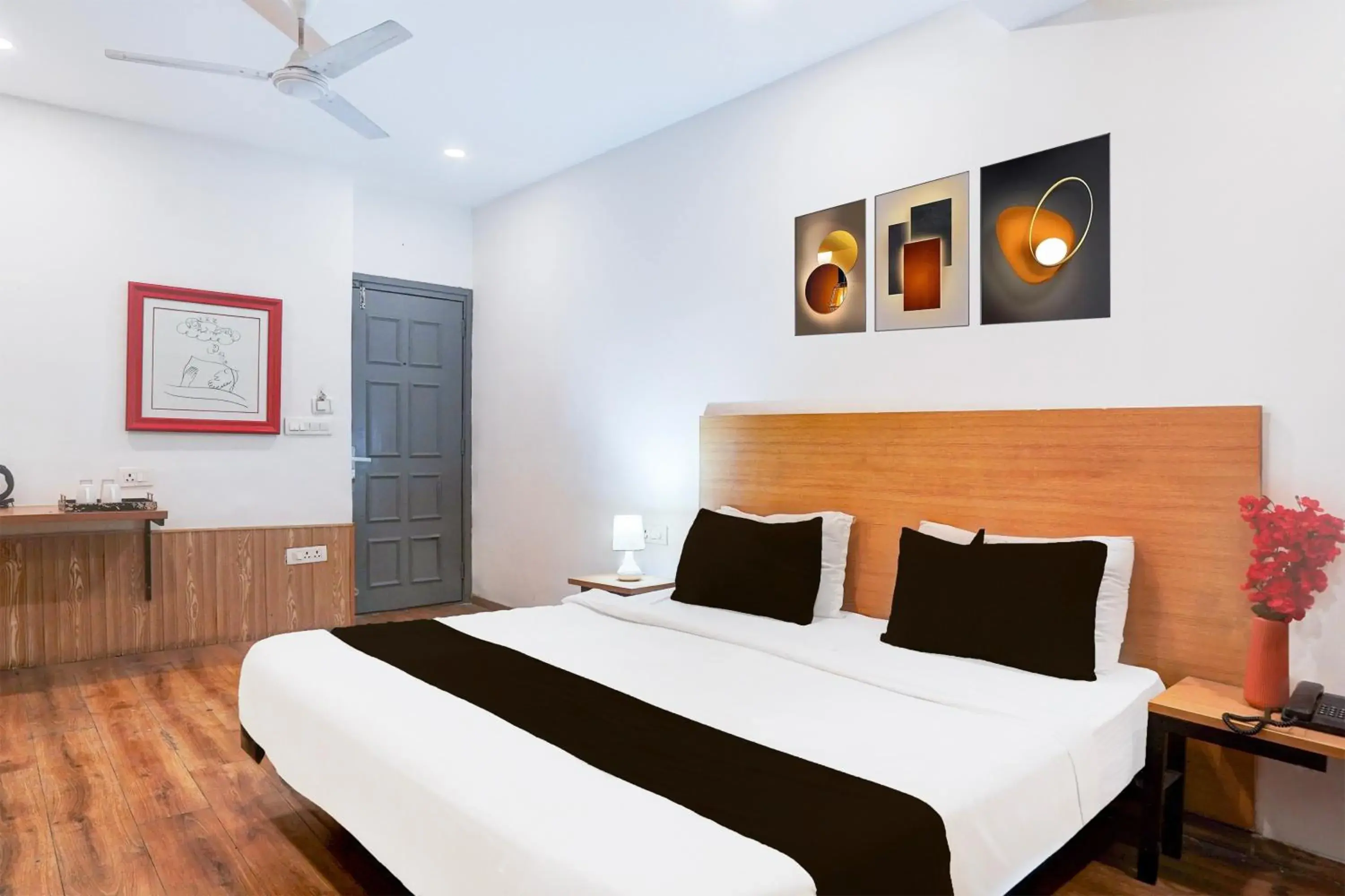 Classic Triple Room - single occupancy in Super Townhouse Nagpur Railway Station formerly Orient Avenue Classic Triple Room - single occupancy in Super Townhouse Nagpur Railway Station formerly Orient Avenue