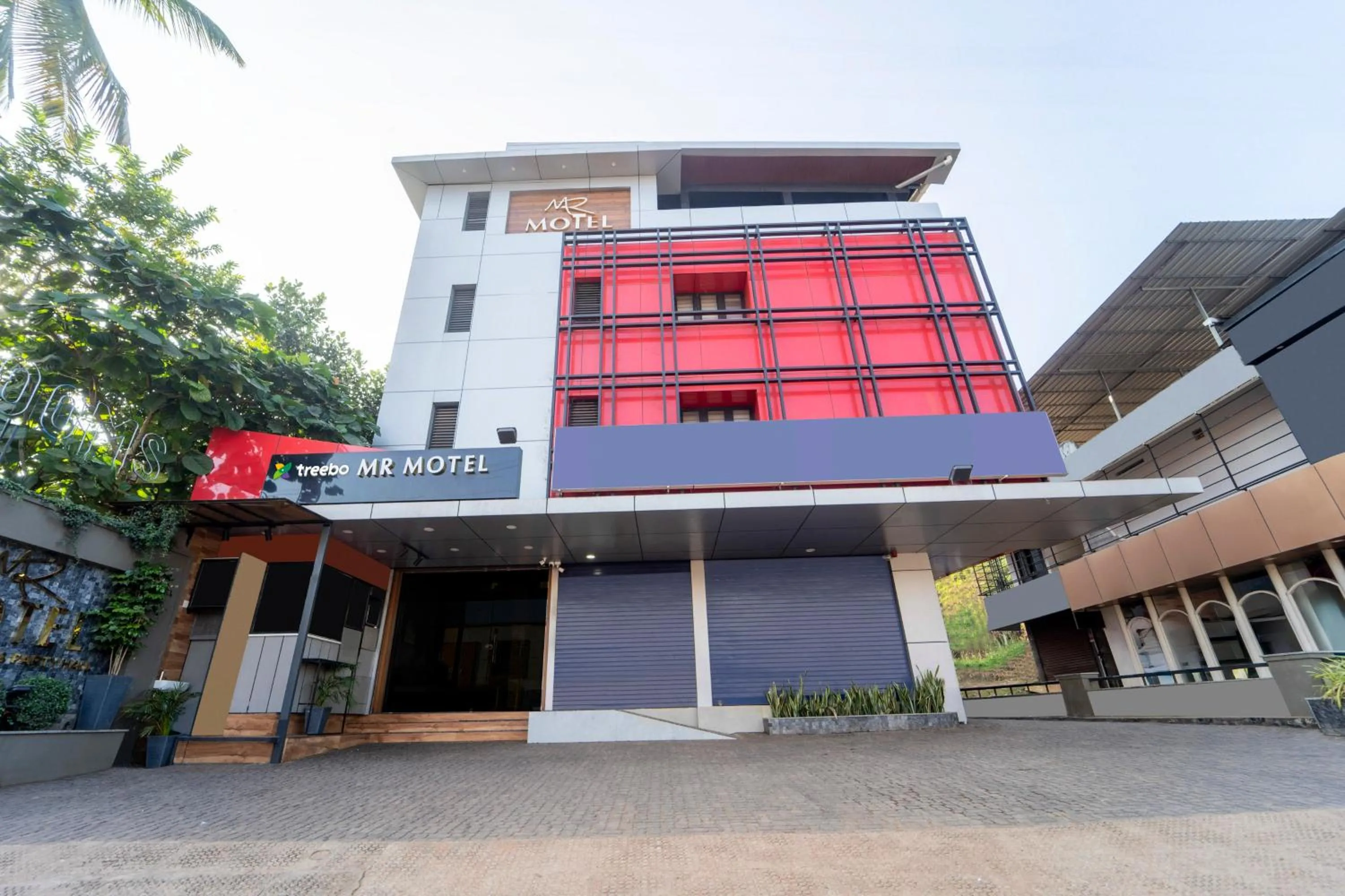 Property building in Treebo MR Motel