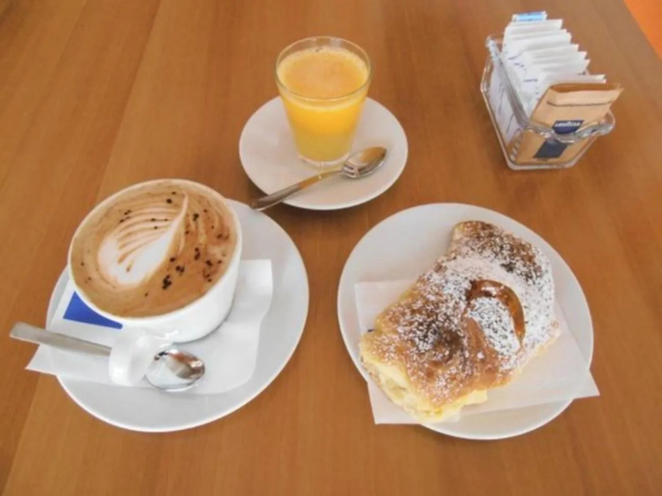 Breakfast in Inlaguna