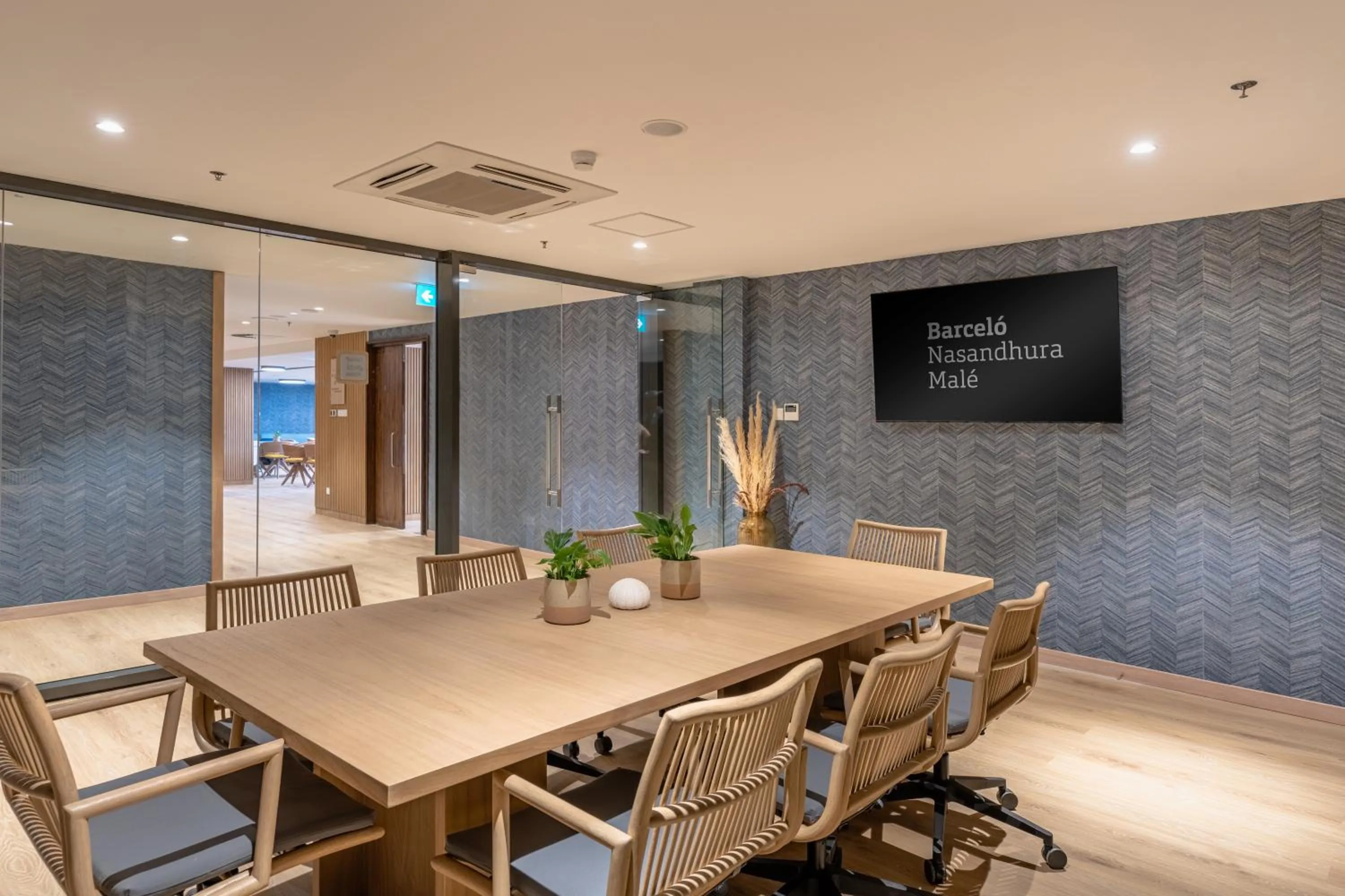 Meeting/conference room in Barceló Nasandhura Male