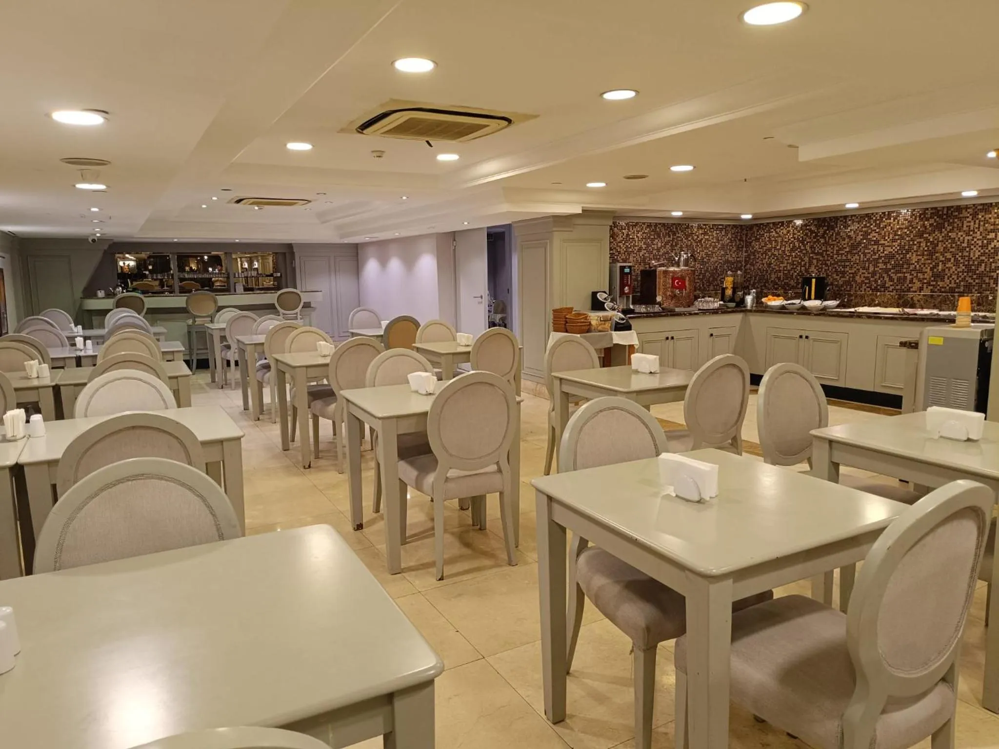 Food and drinks in Taksim Stare Hotel