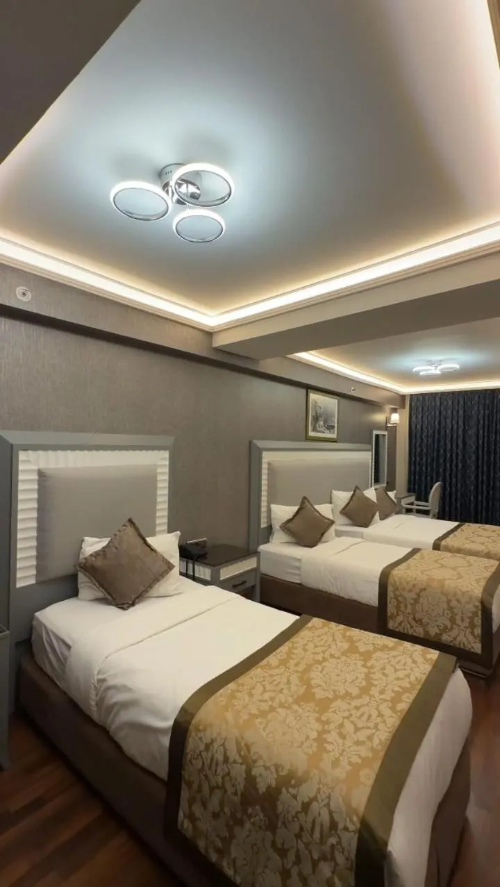 Bed in Taksim Stare Hotel