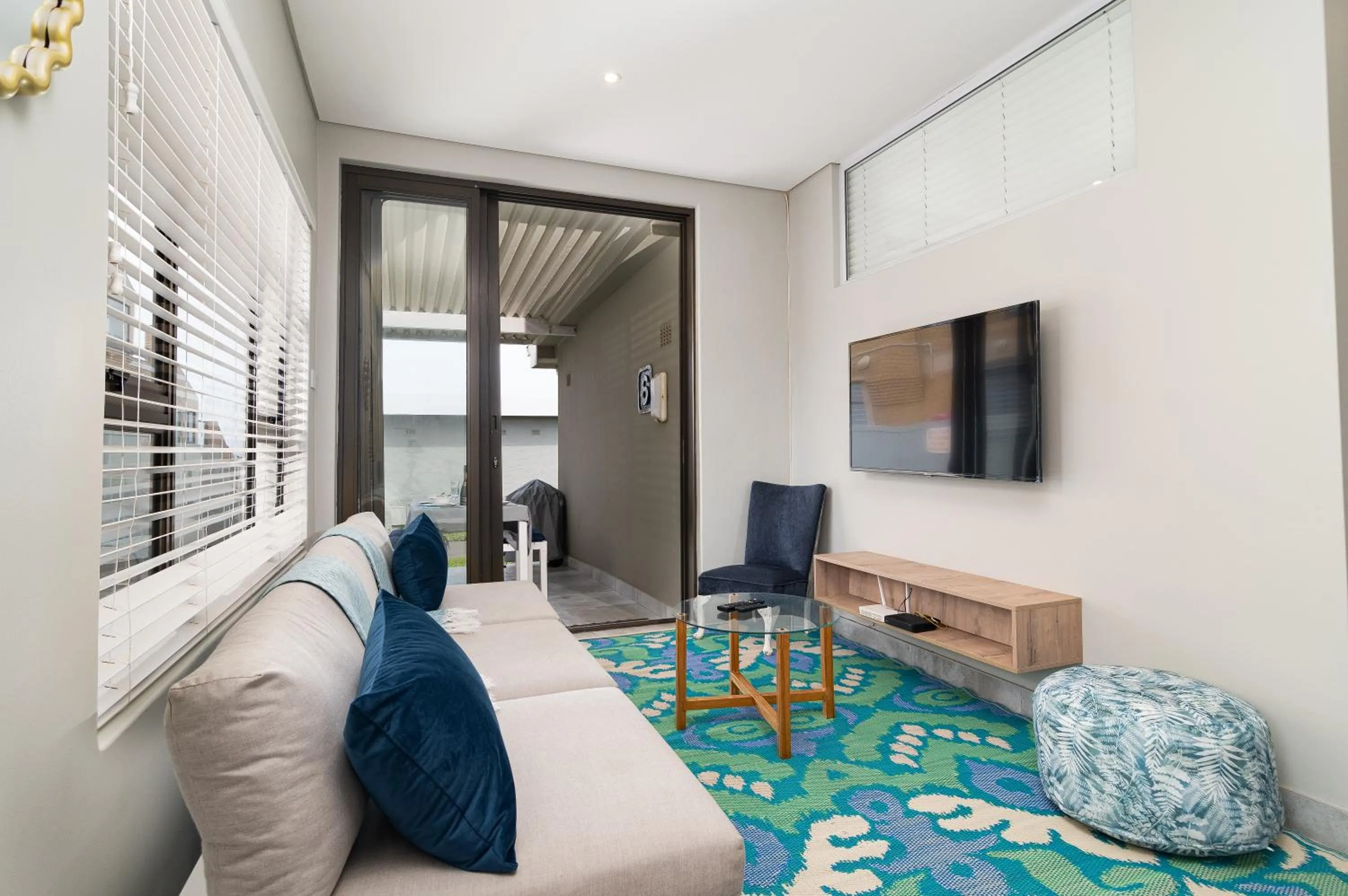 Coral Cove 6