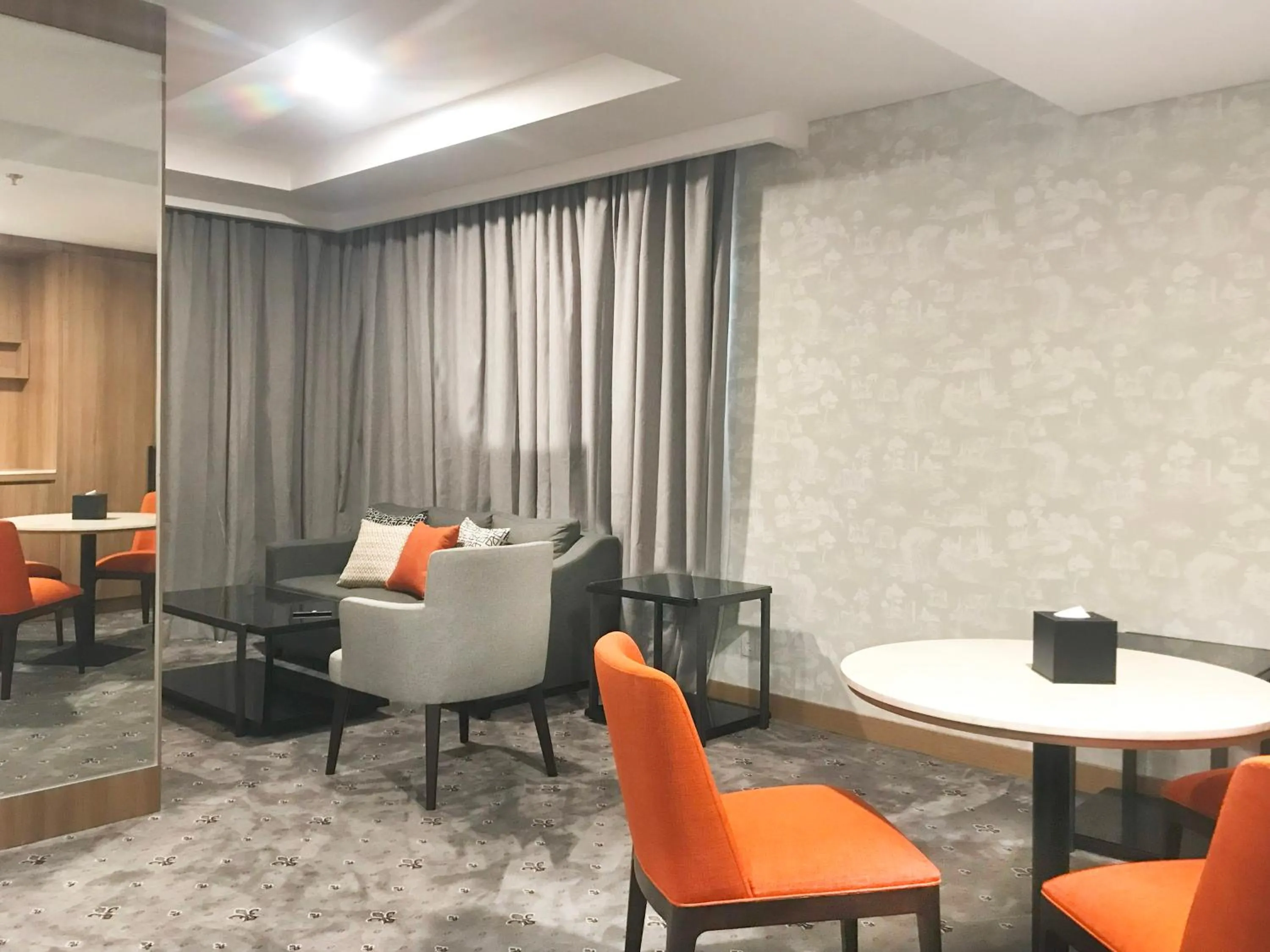 Living room in Labersa Hotel & Convention Center Samosir