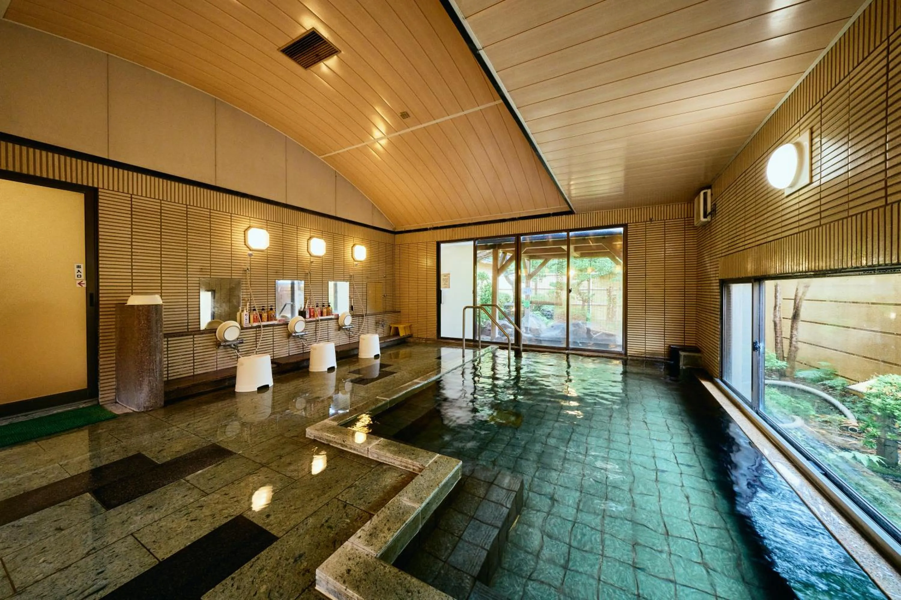 Hot Spring Bath in Yamaga Onsen Seiryuso