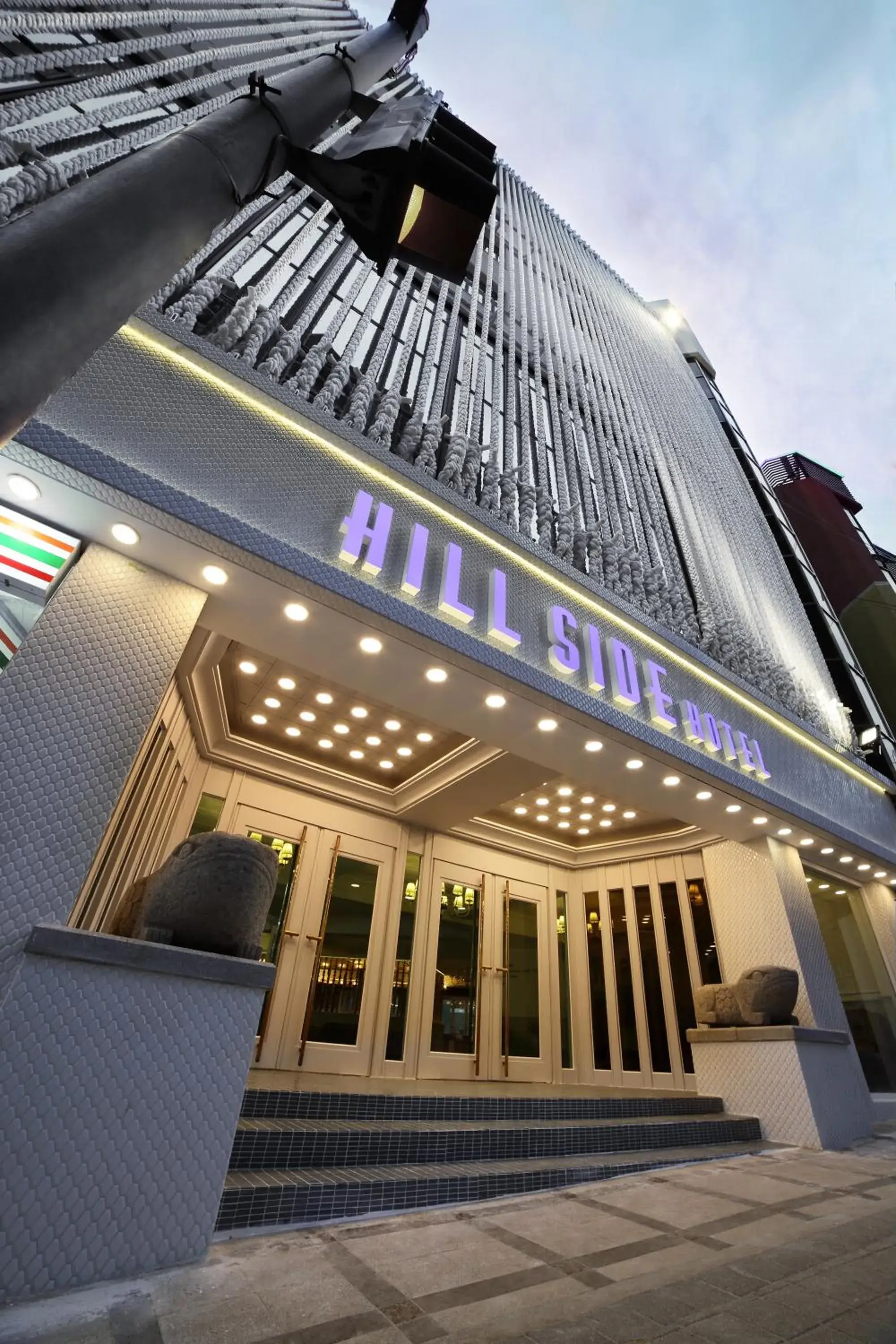 Facade/entrance in Hillside Hotel Facade/entrance in Hillside Hotel