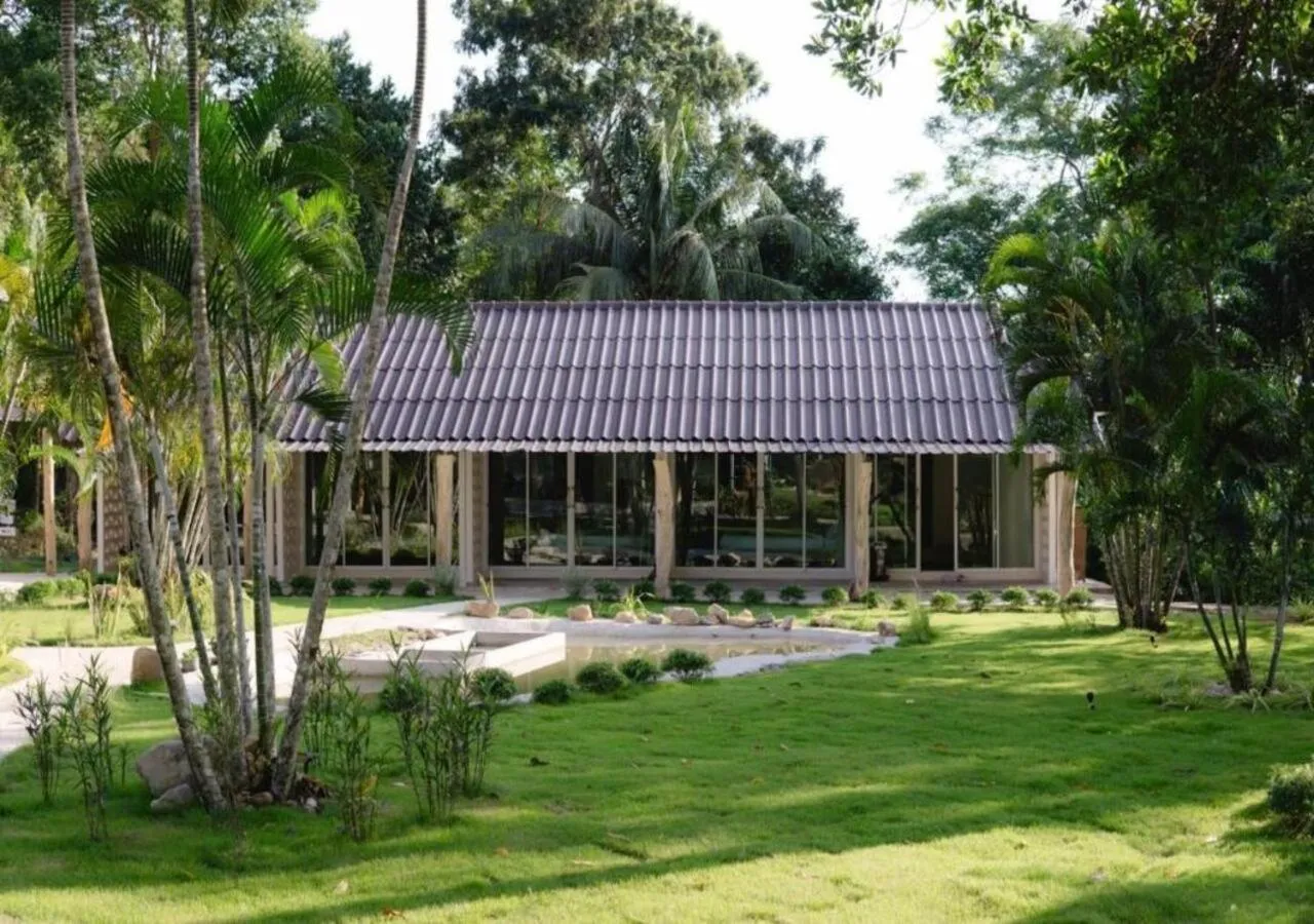 Property building in Bunyagard Koh Kood Resort