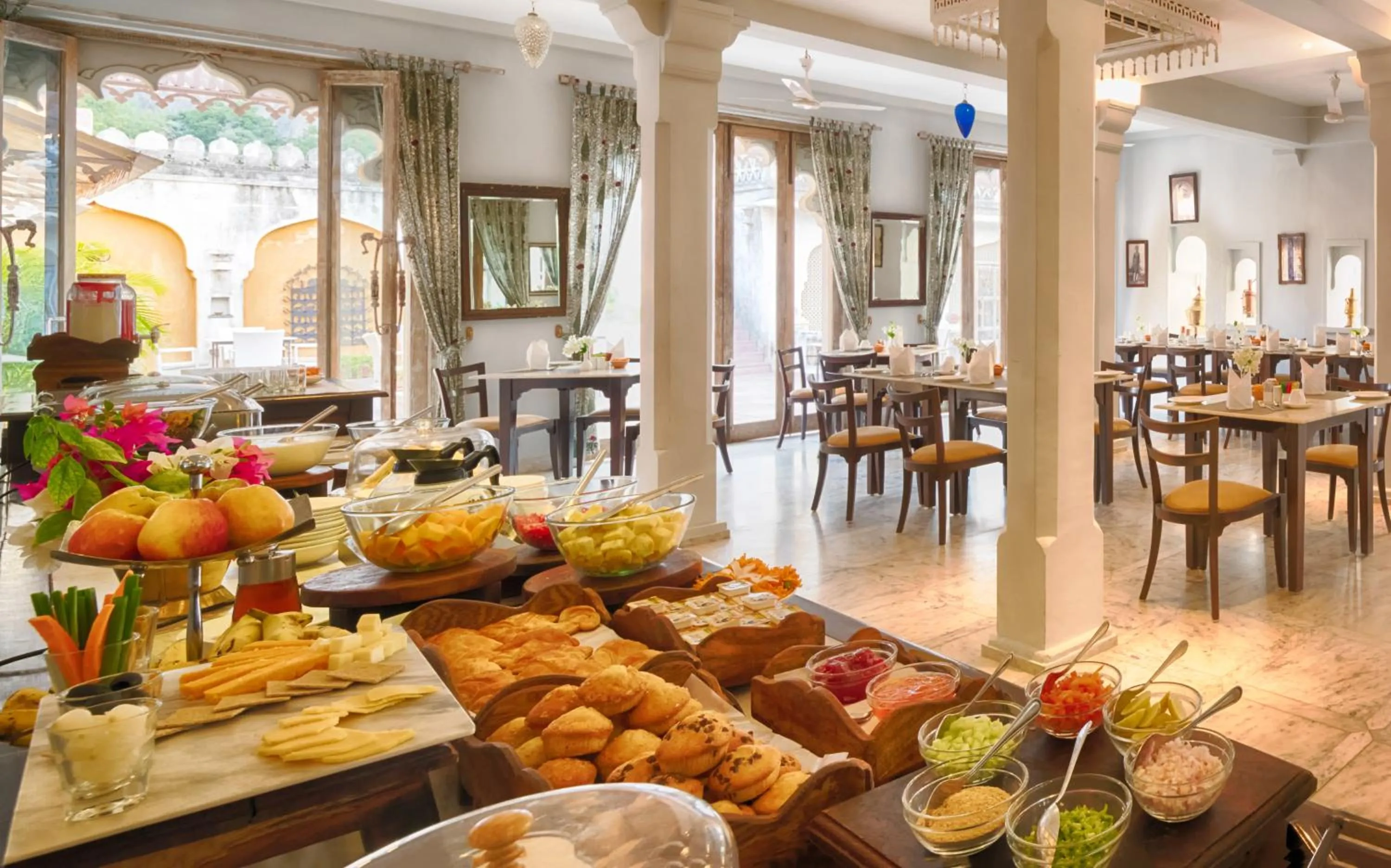 Breakfast in The Rawla Narlai - A Luxury Heritage Stay in Leopard Country