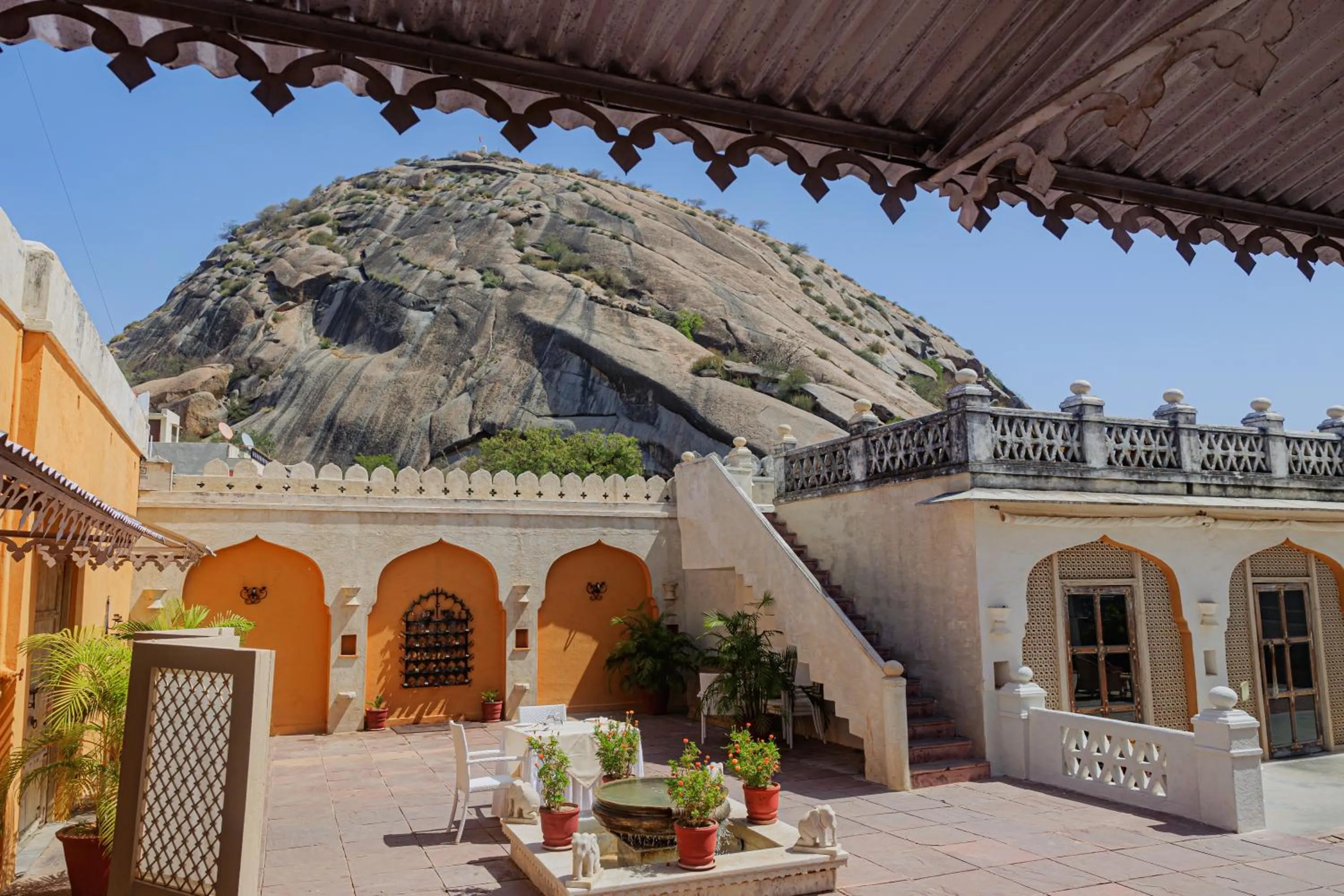 Natural landscape in The Rawla Narlai - A Luxury Heritage Stay in Leopard Country