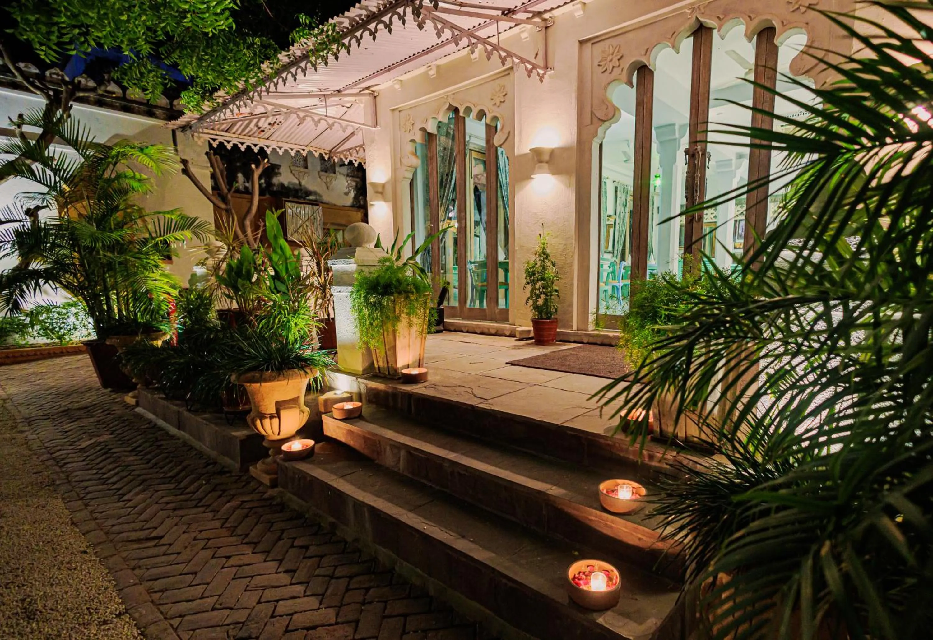 Restaurant/places to eat in The Rawla Narlai - A Luxury Heritage Stay in Leopard Country