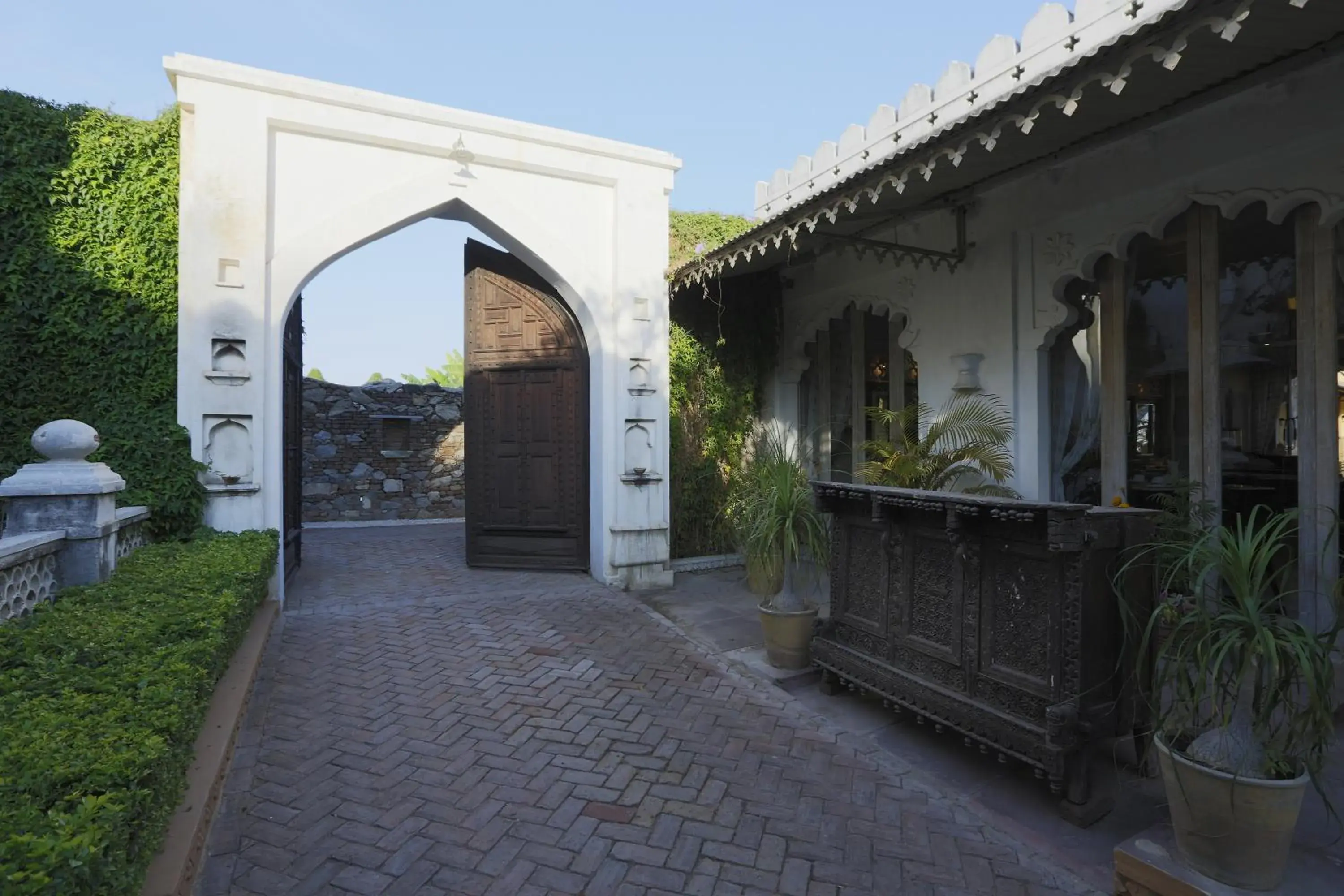 Property building in The Rawla Narlai - A Luxury Heritage Stay in Leopard Country Property building in The Rawla Narlai - A Luxury Heritage Stay in Leopard Country