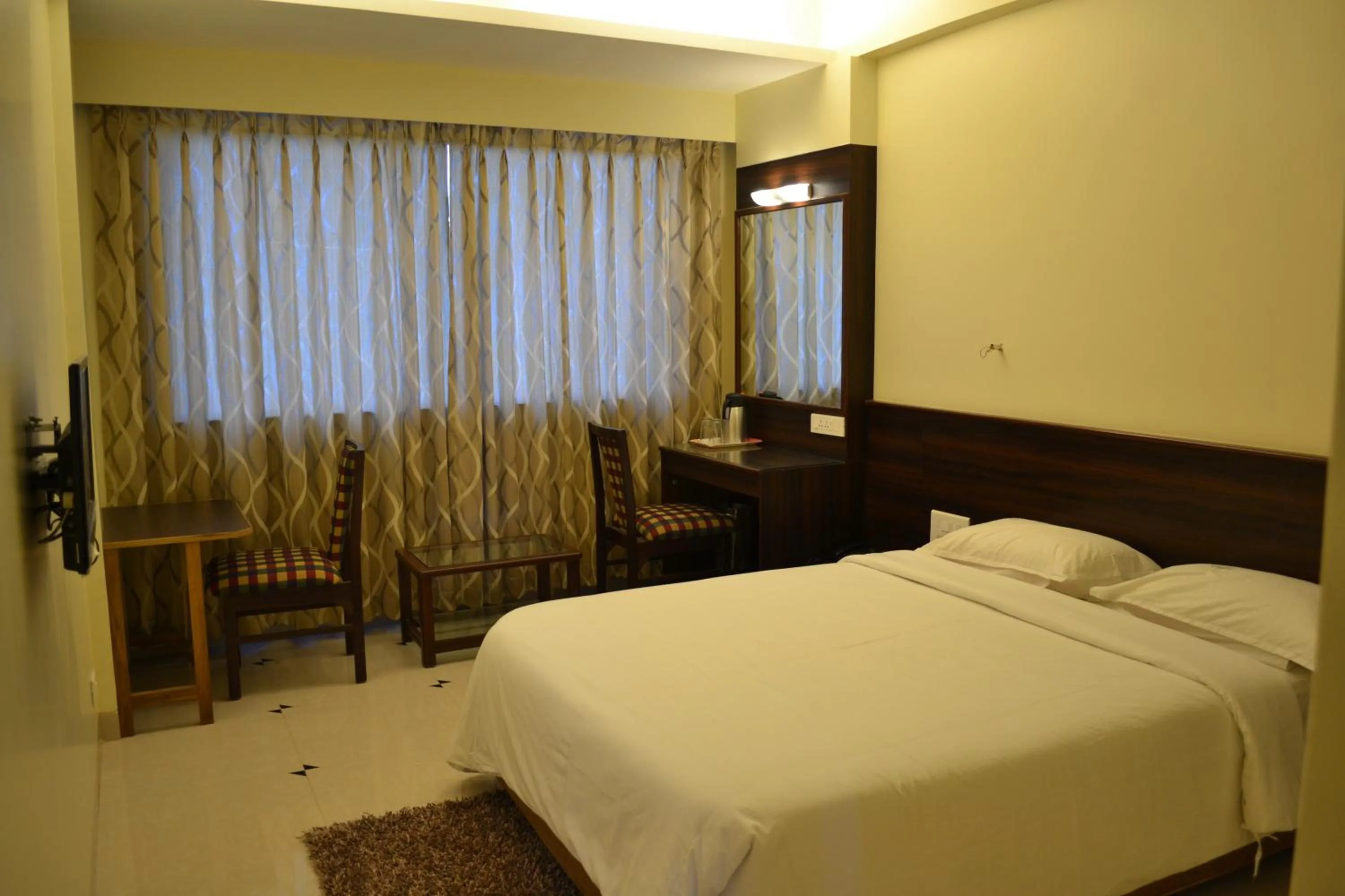 Bedroom, Bed in Hotel GreenLand-Elegant