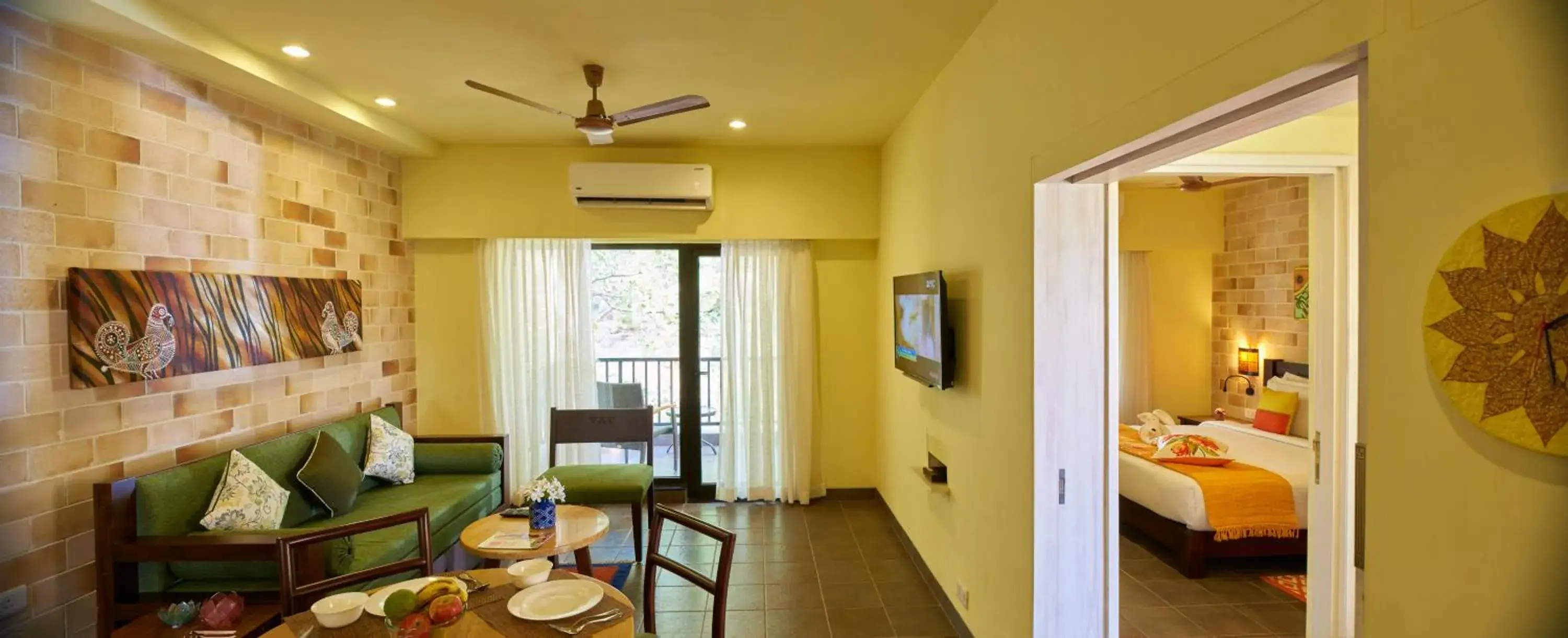 Living room, Bed in Club Mahindra Kanha Living room, Bed in Club Mahindra Kanha