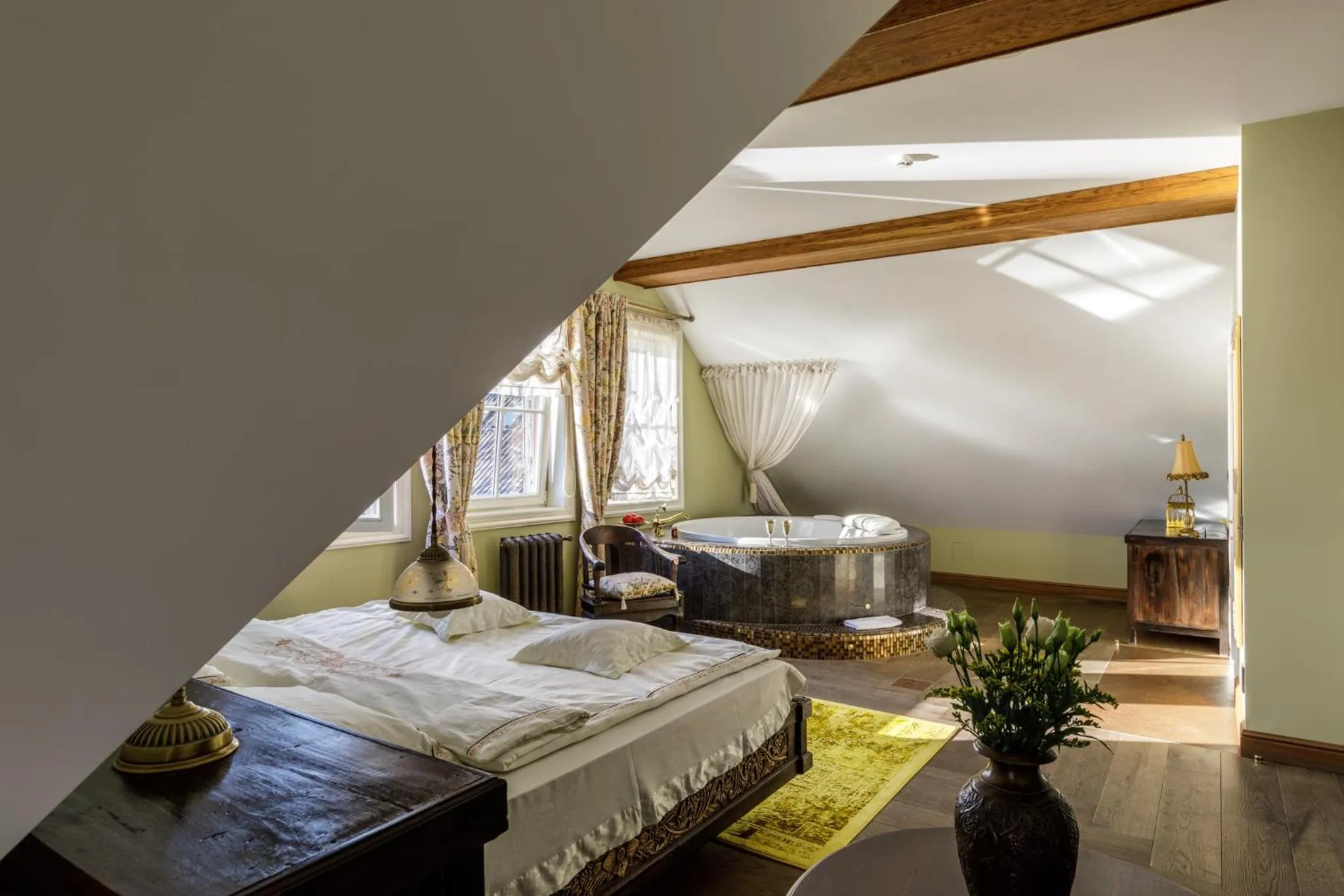 Photo of the whole room, Bed in Argo Trakai