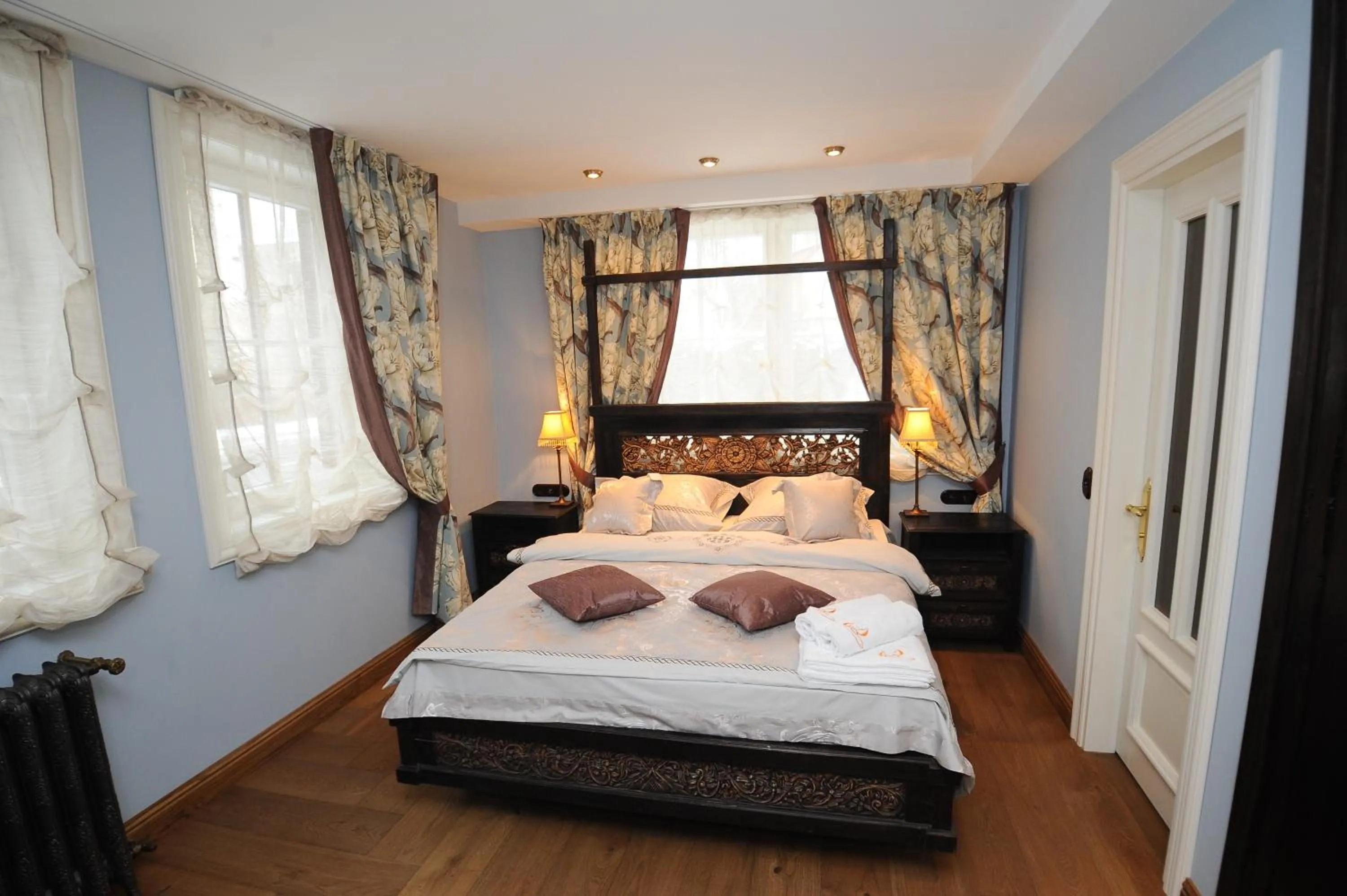 Photo of the whole room, Bed in Argo Trakai