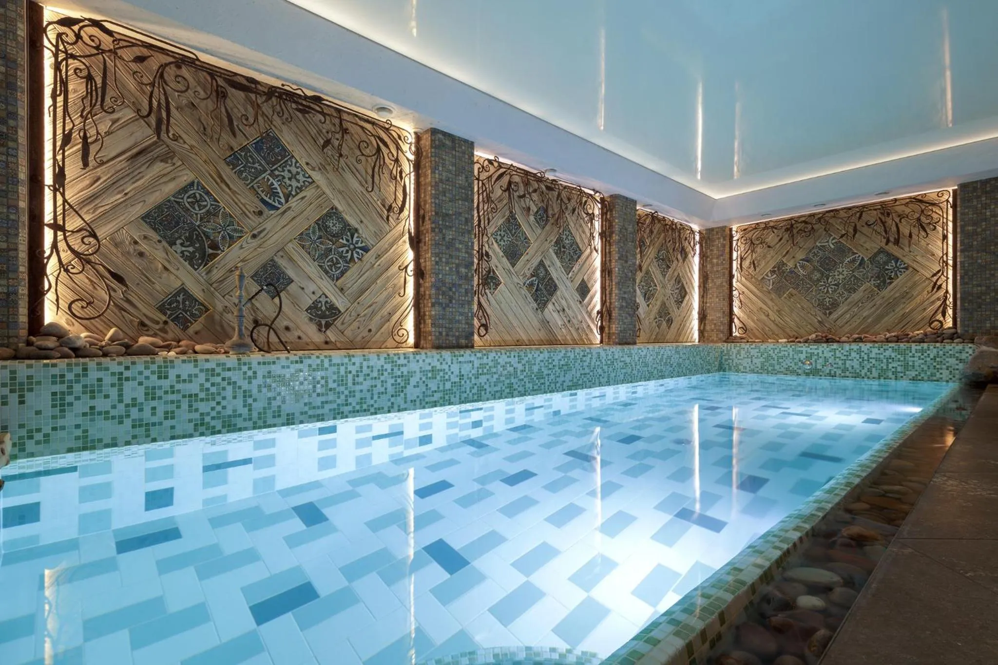 Pool view in Argo Trakai