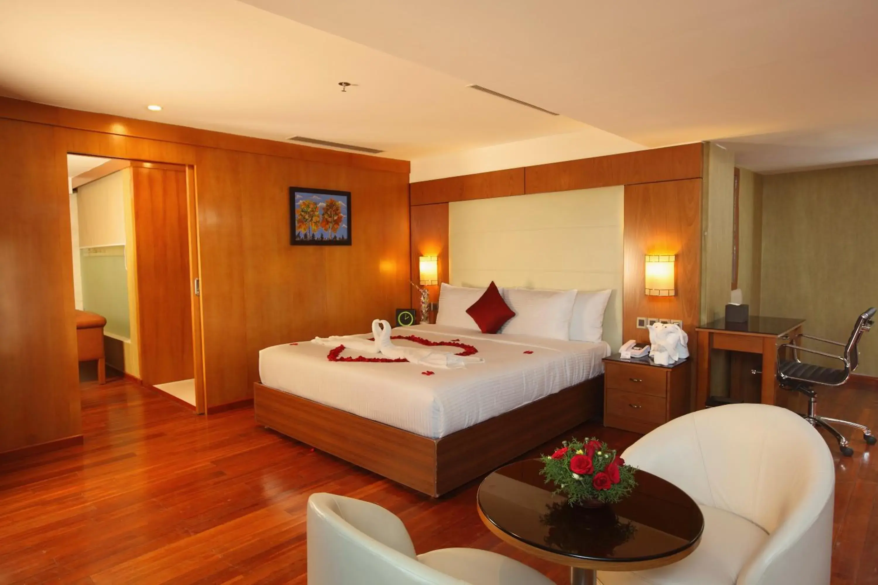 Suite - single occupancy in The Garuda Hotels Suite - single occupancy in The Garuda Hotels