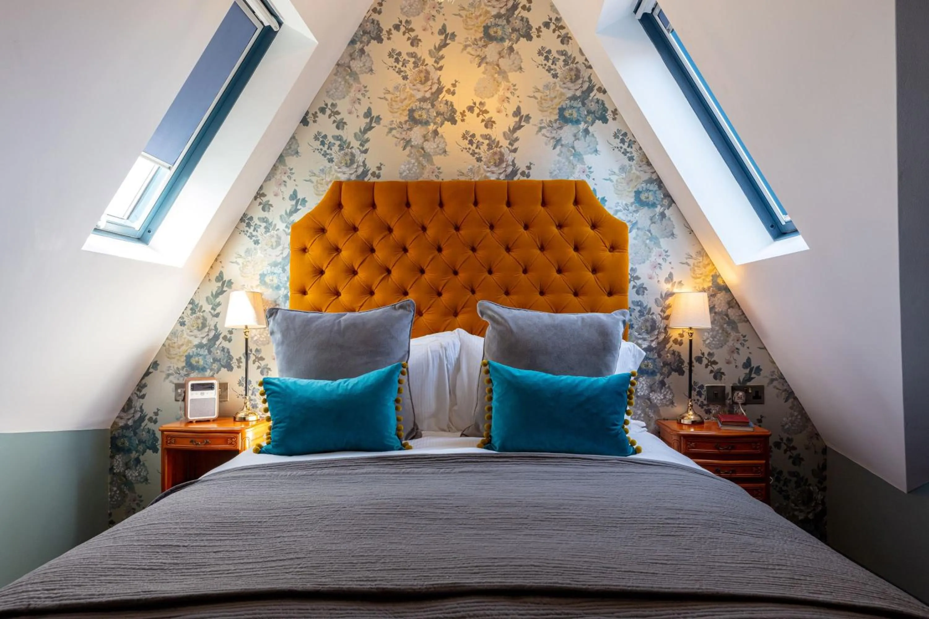 Bed in The Red Lion Hotel