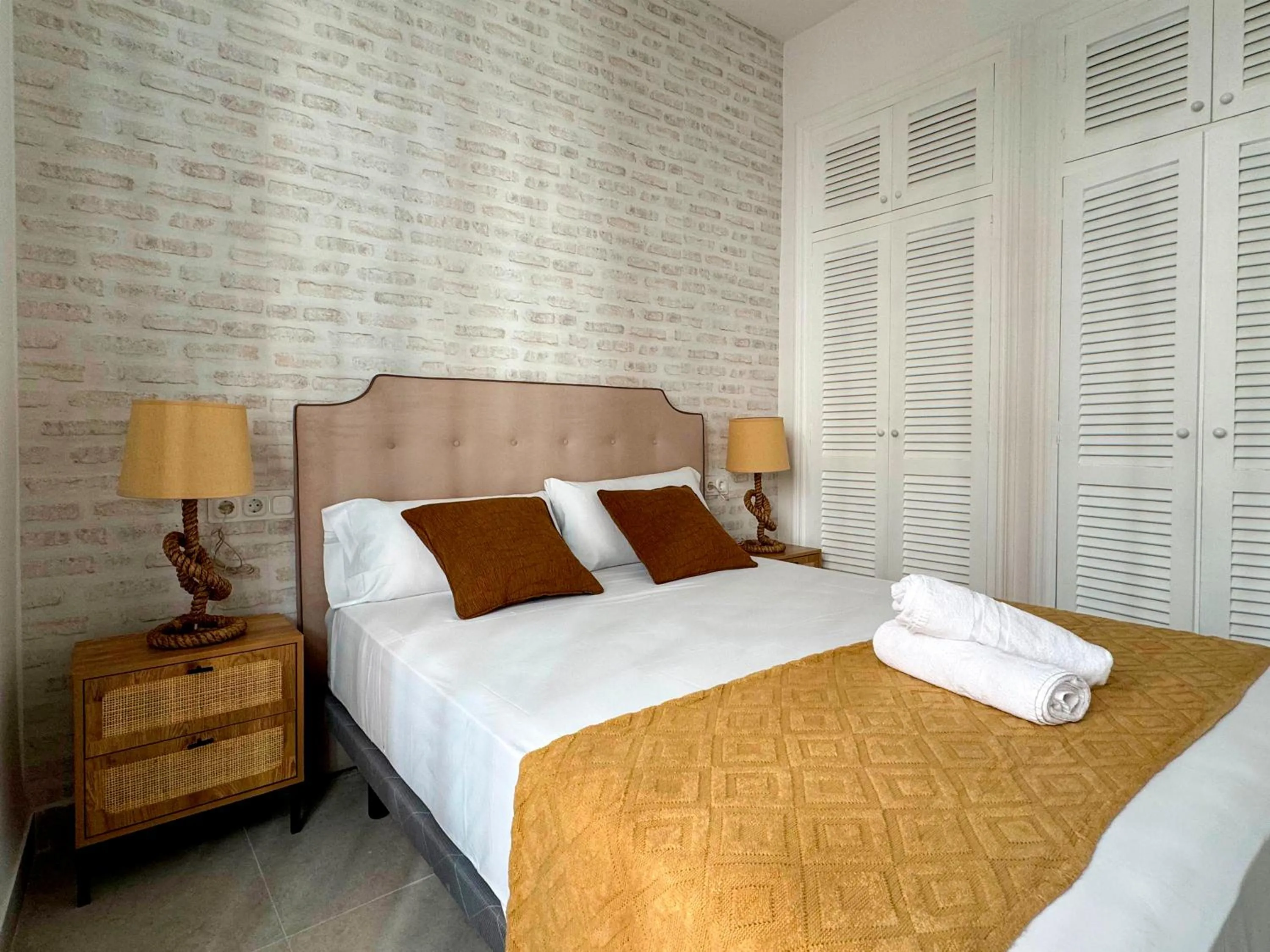 Bed in Apartamentos Plaza San Agustín 3000