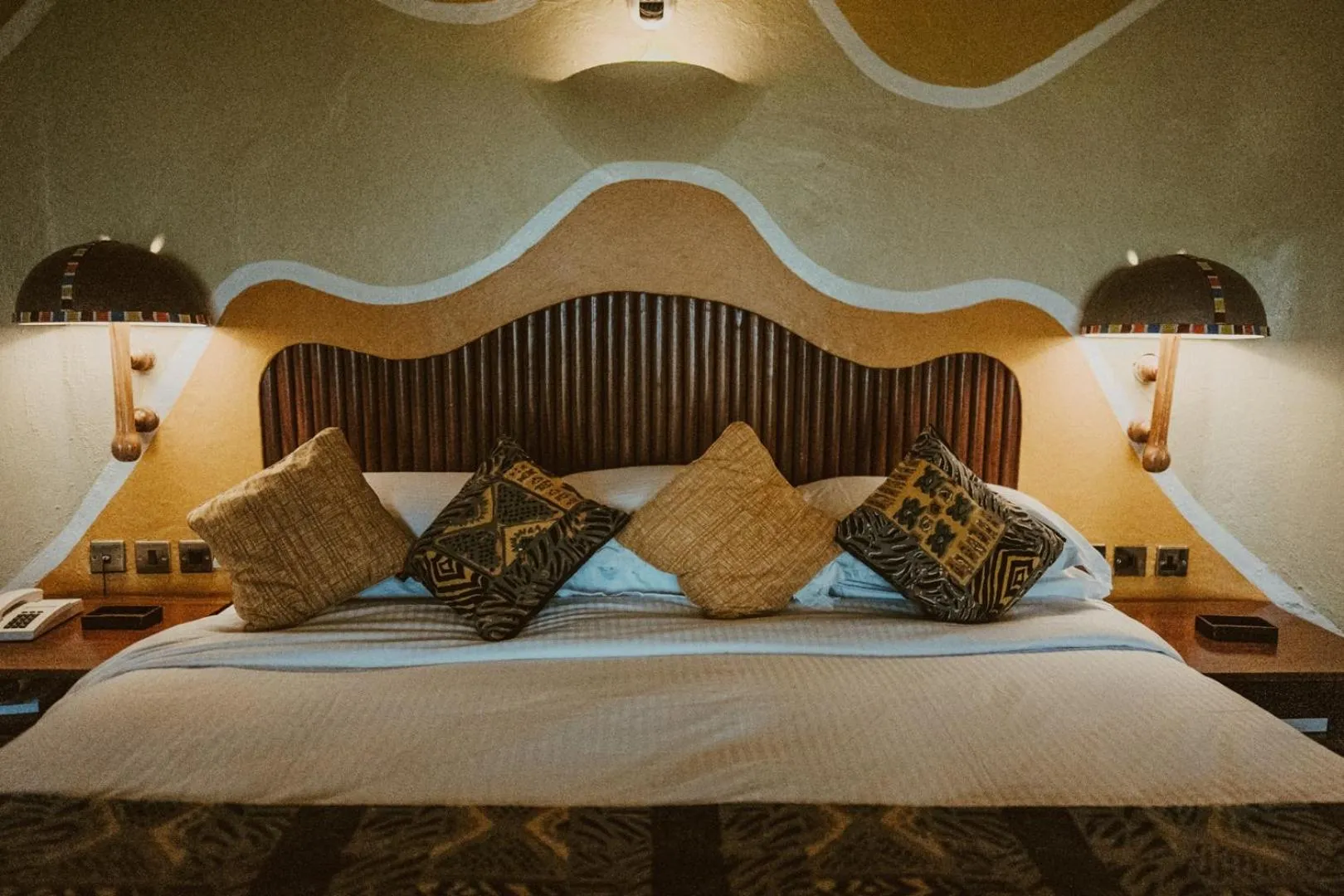 Bed in Mara Serena Safari Lodge