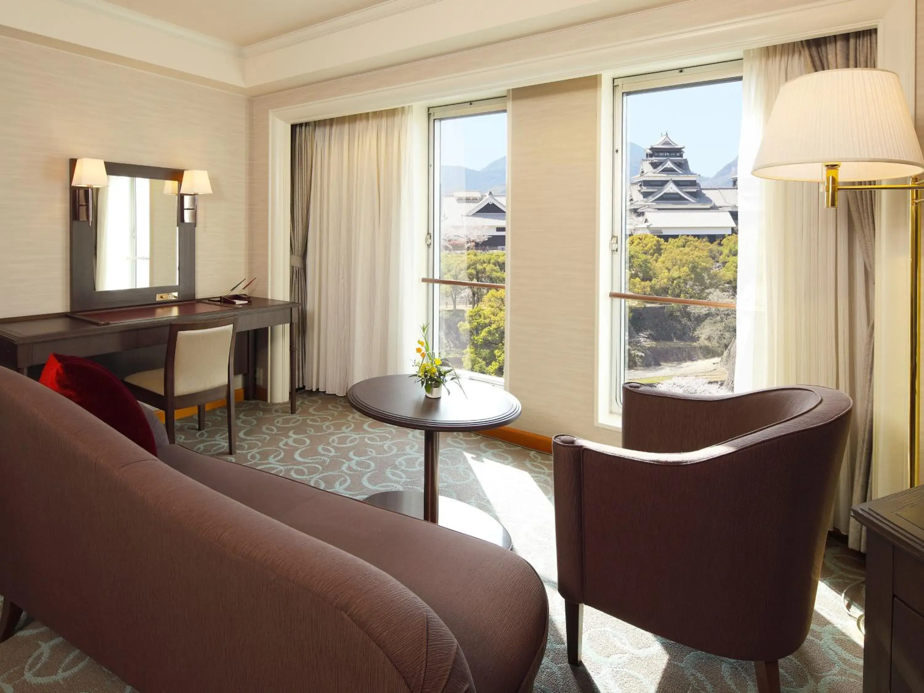 Deluxe Twin Room with Castle View - single occupancy in Kumamoto Hotel Castle Deluxe Twin Room with Castle View - single occupancy in Kumamoto Hotel Castle