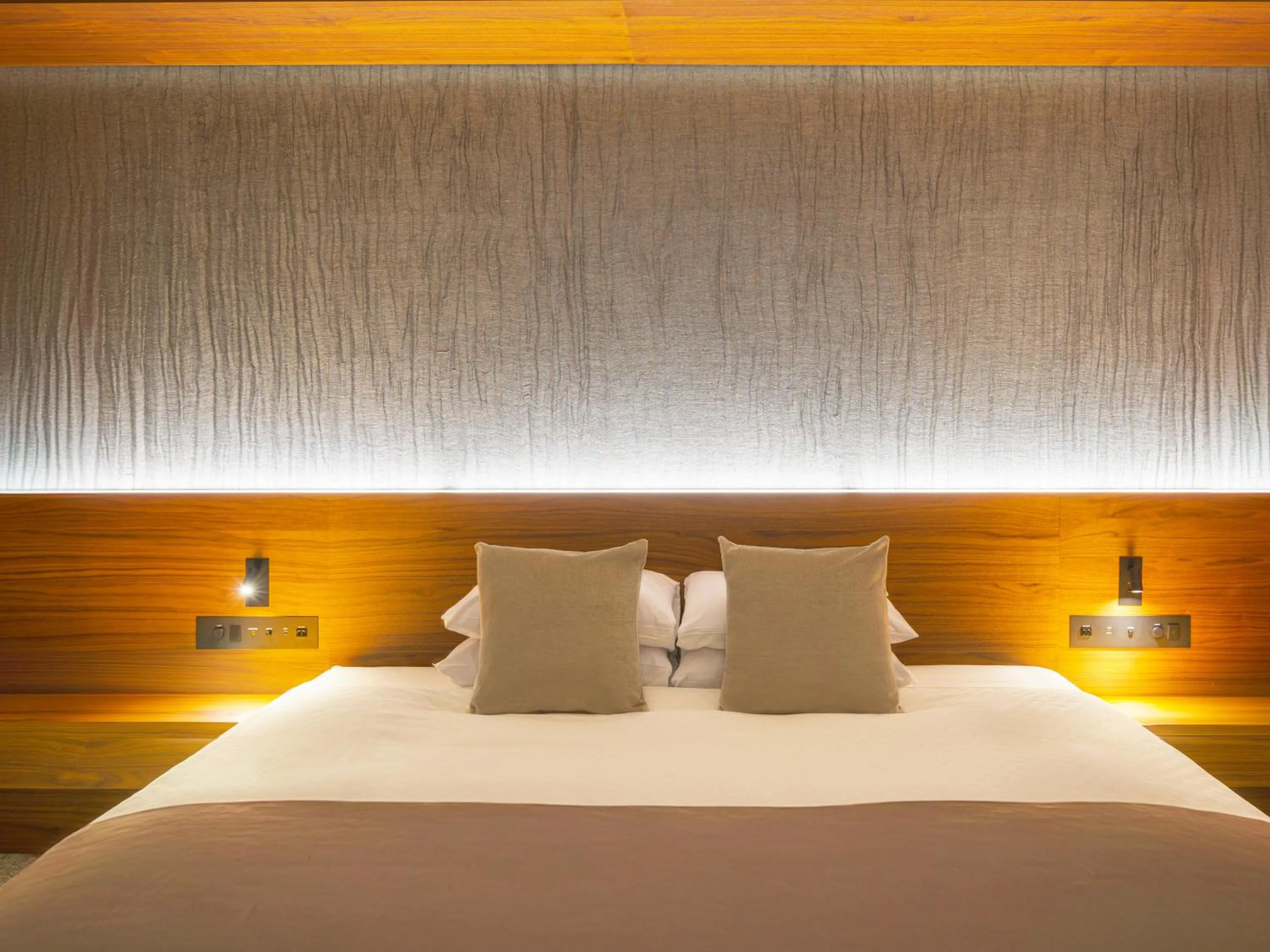 Bed in Kumamoto Hotel Castle