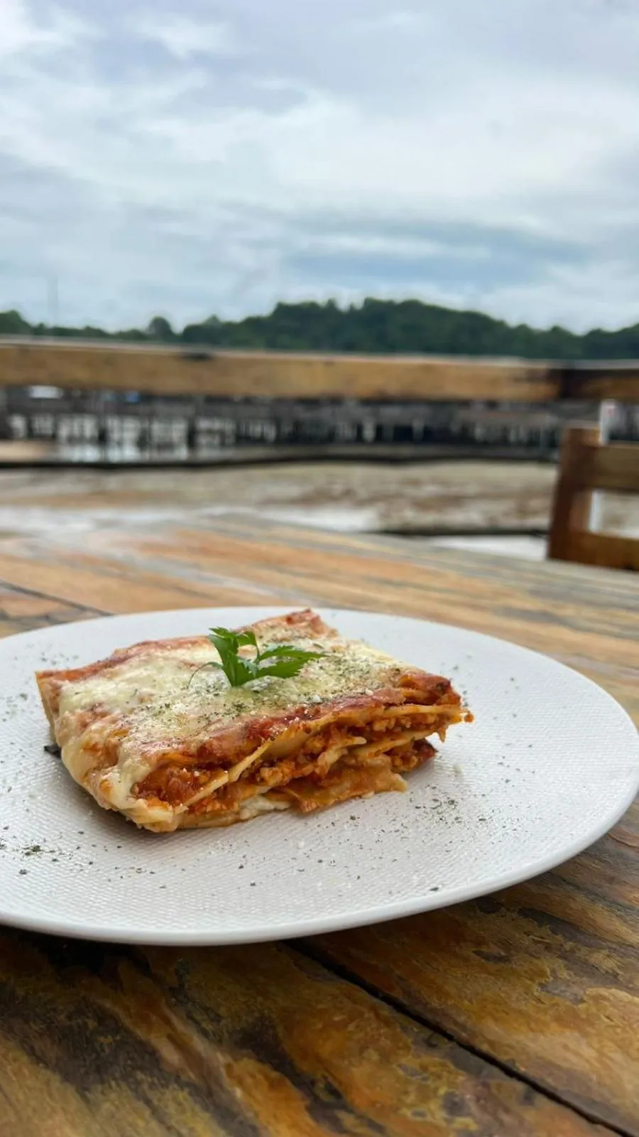 Food in Sadi Beach House