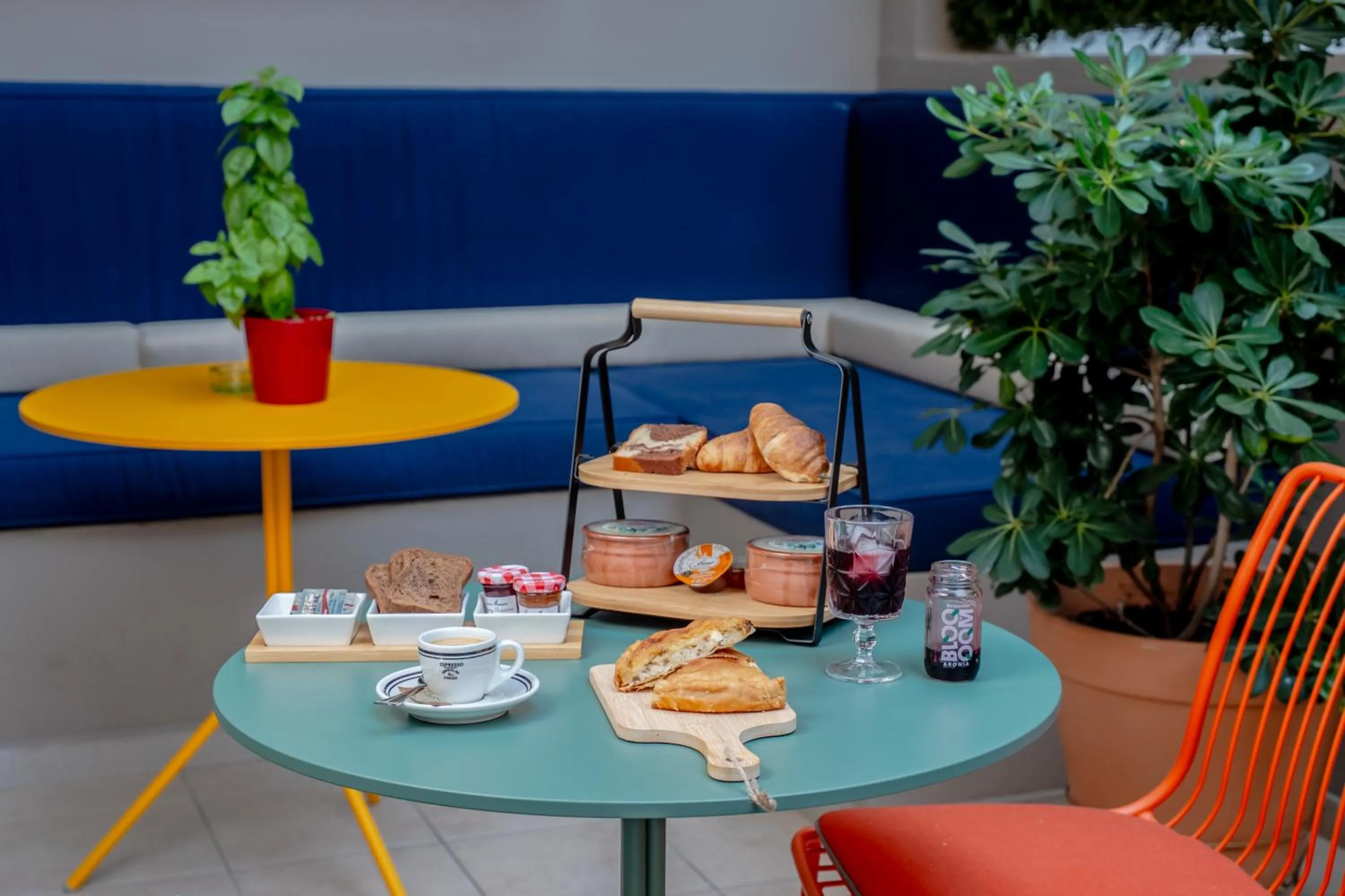 Apeiron Athena Residences