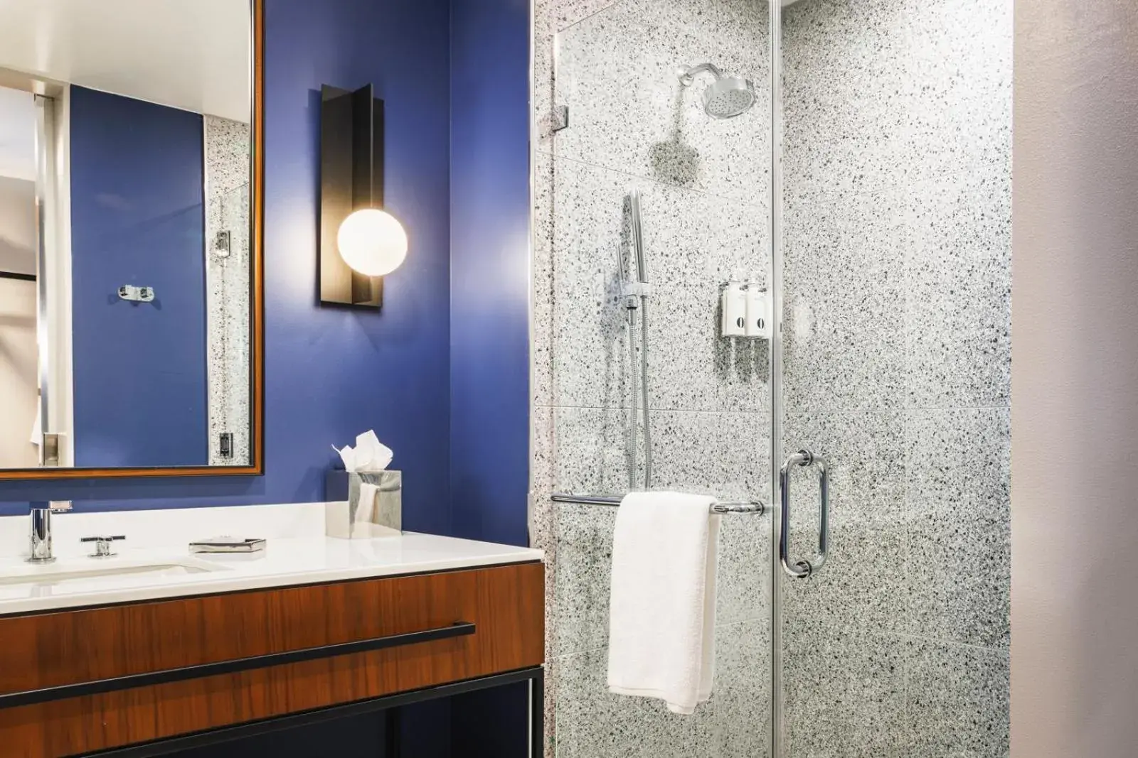 Bathroom in Hotel Polaris Bathroom in Hotel Polaris