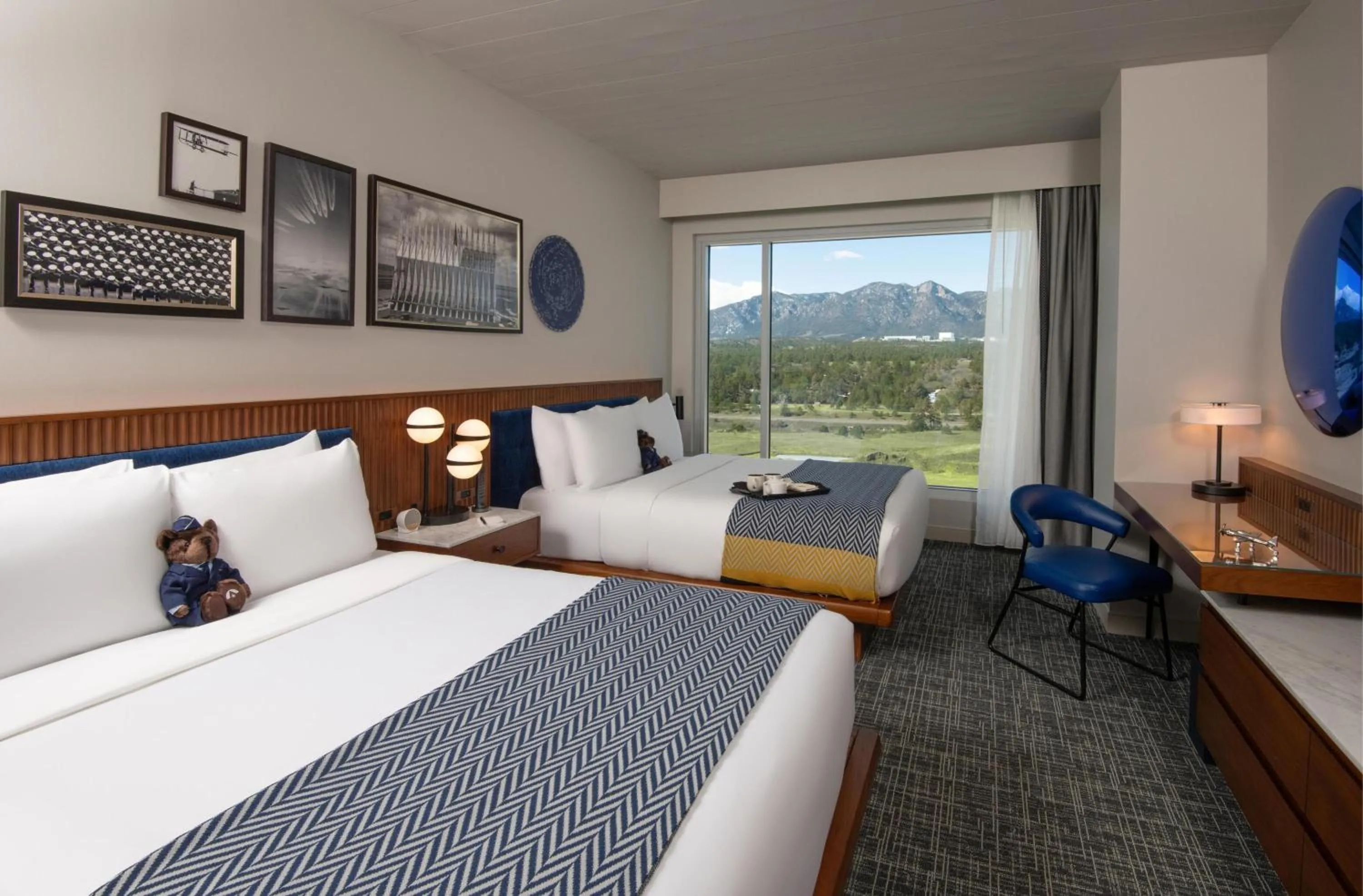 Bedroom, Bed in Hotel Polaris