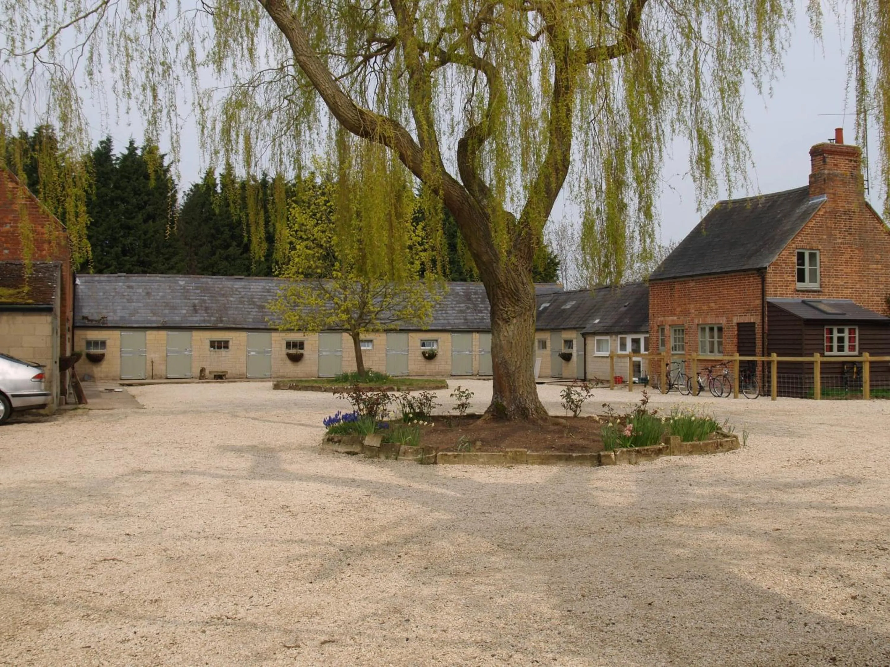 Property building in Hill Farm