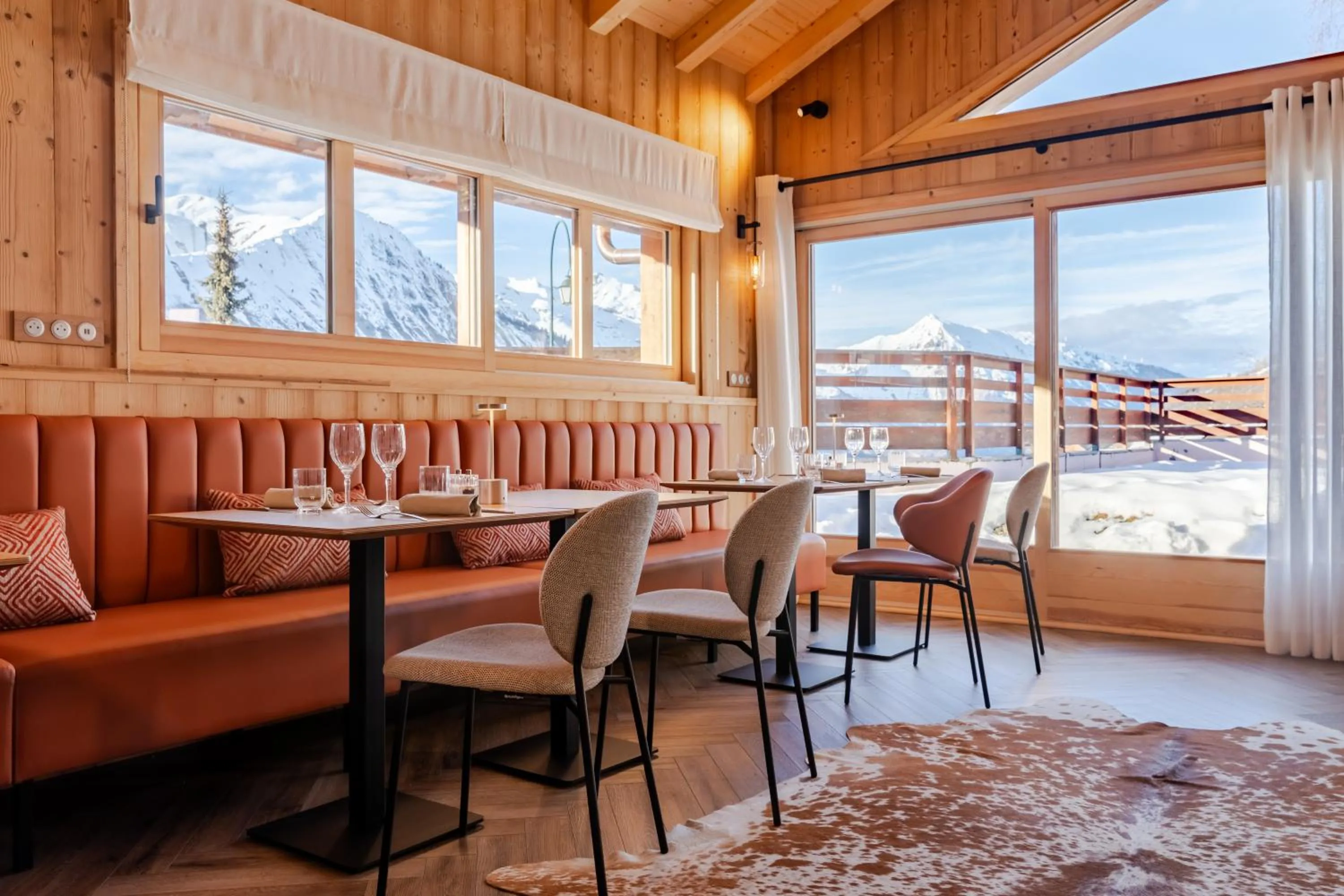 Dining area in Hôtel Saint-Martin