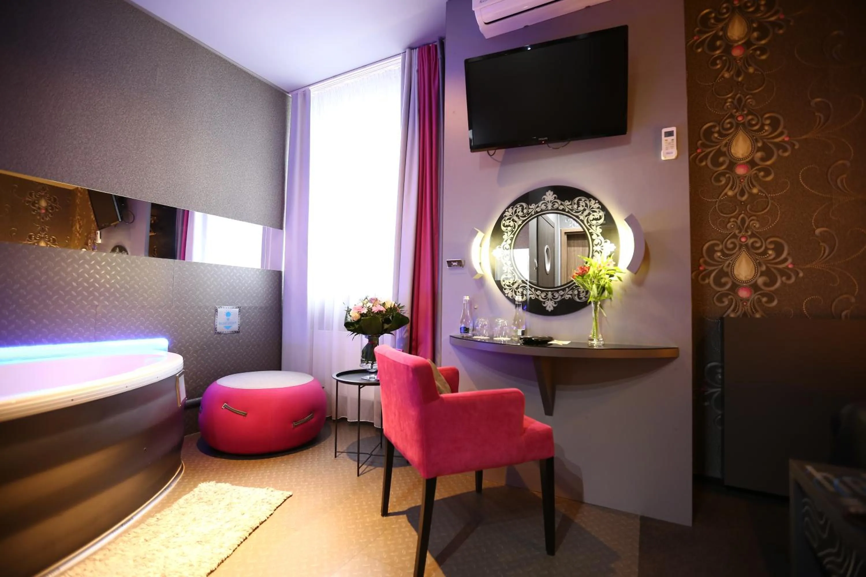 Bed in Hotel Forma