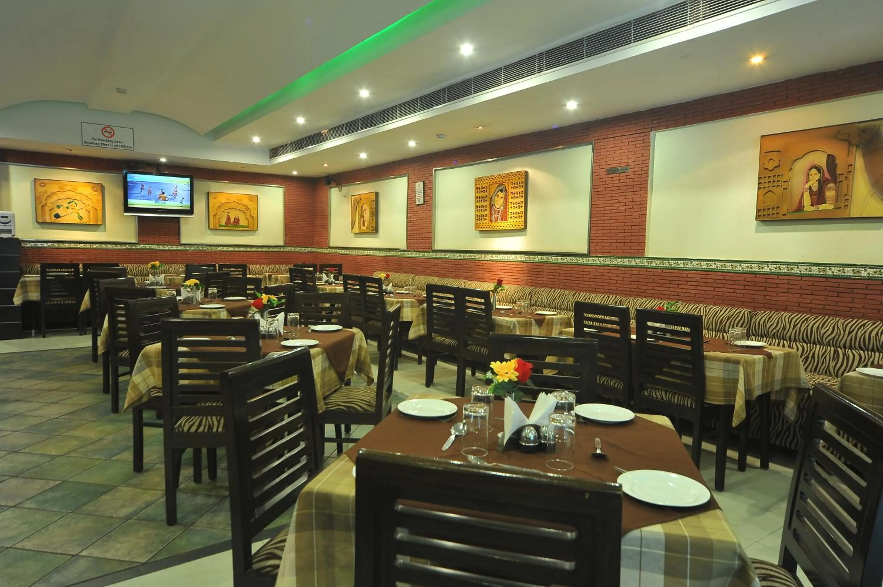 Banquet/Function facilities in Jullundur Hotel & Restaurant