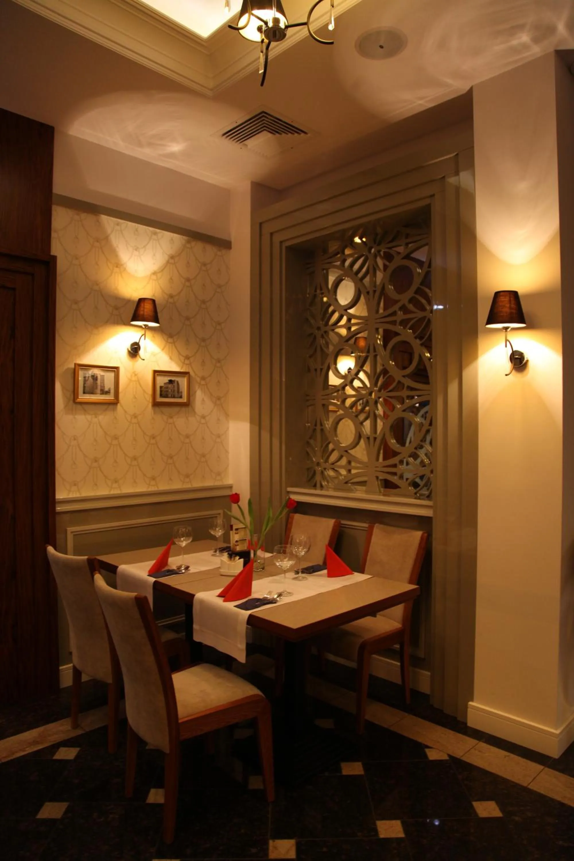 Restaurant/places to eat in Hotel Kamienica