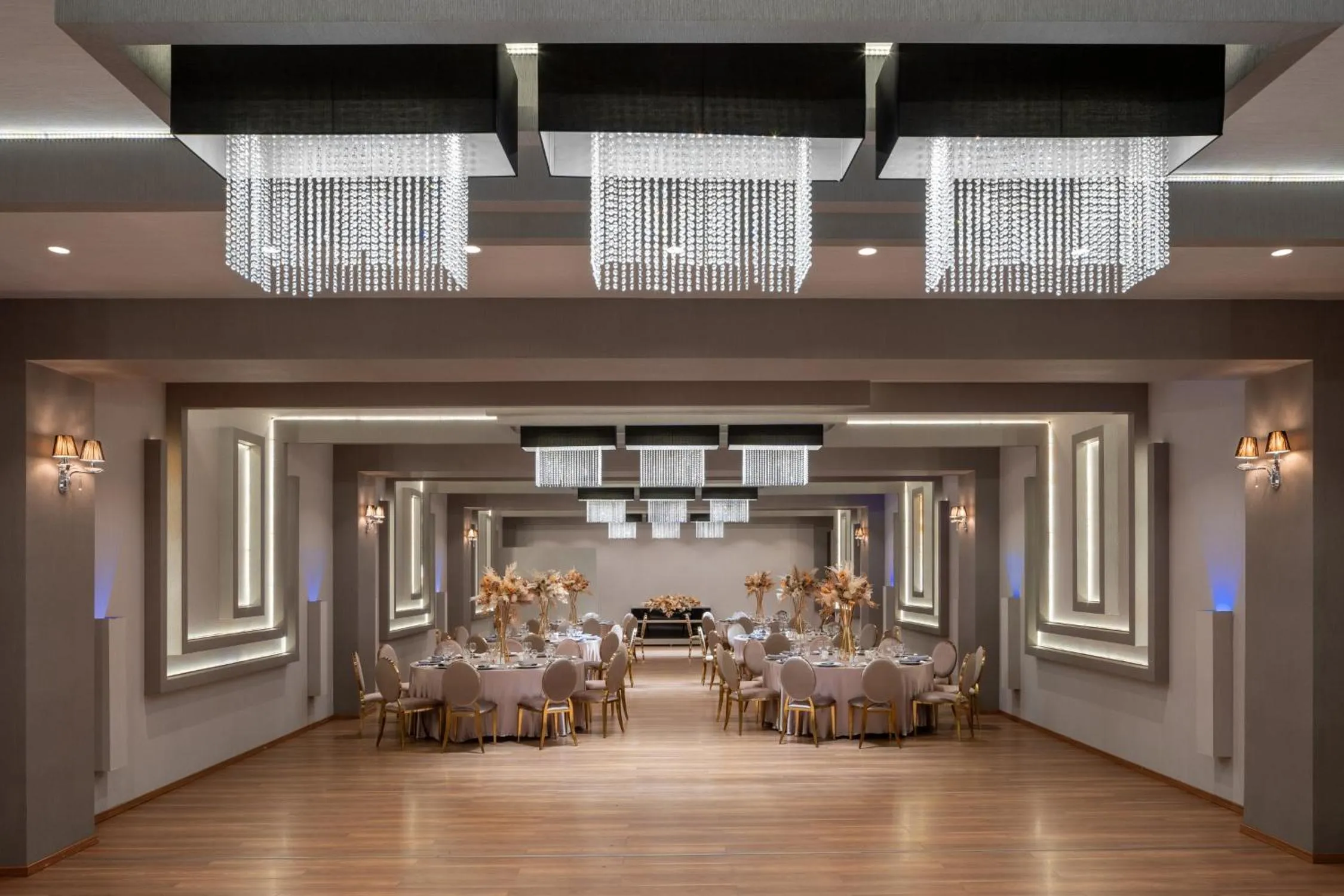 Banquet/Function facilities in Sky Blue Hotel & Spa