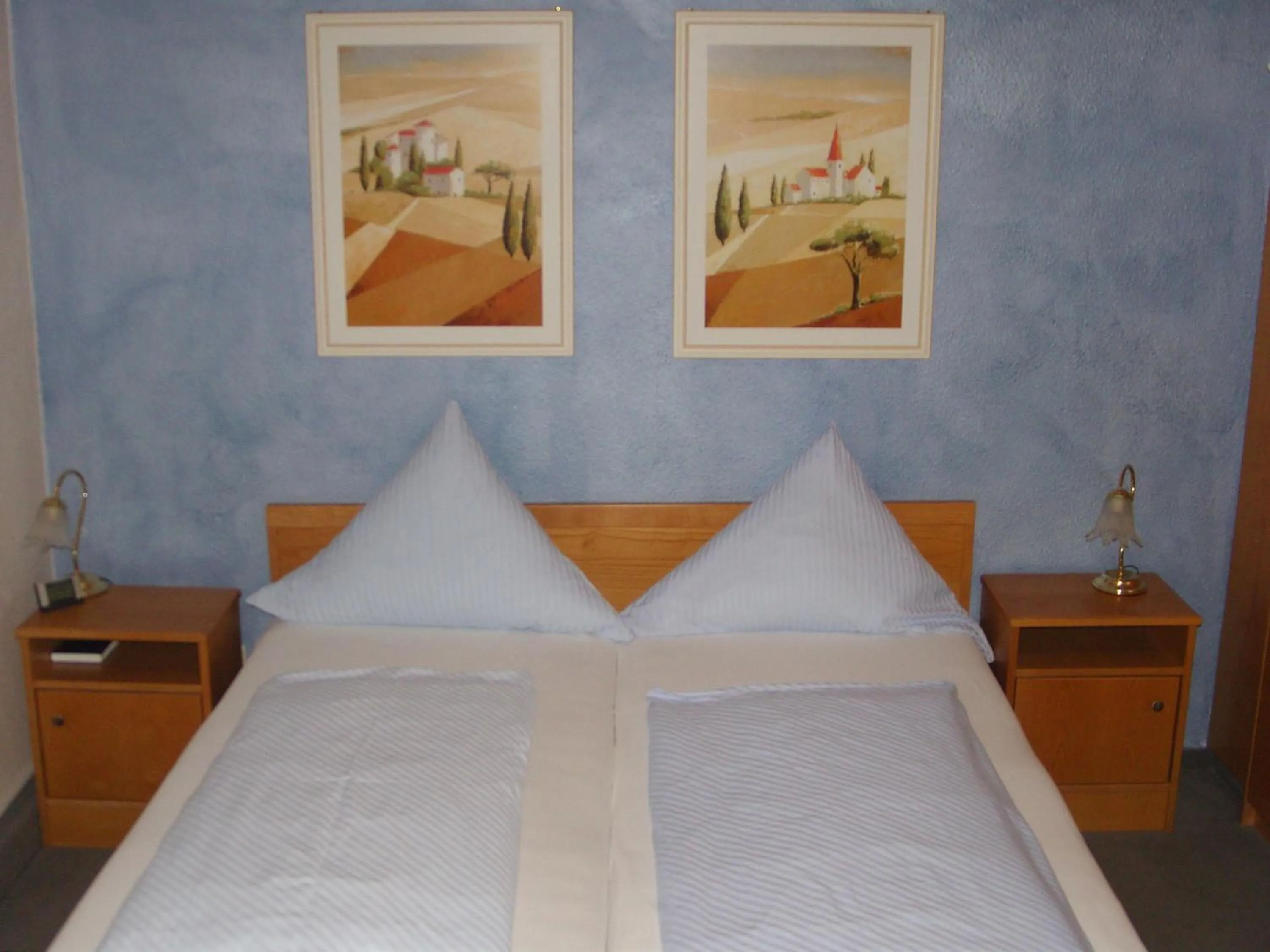 Bed in Hotel Garni Löhr