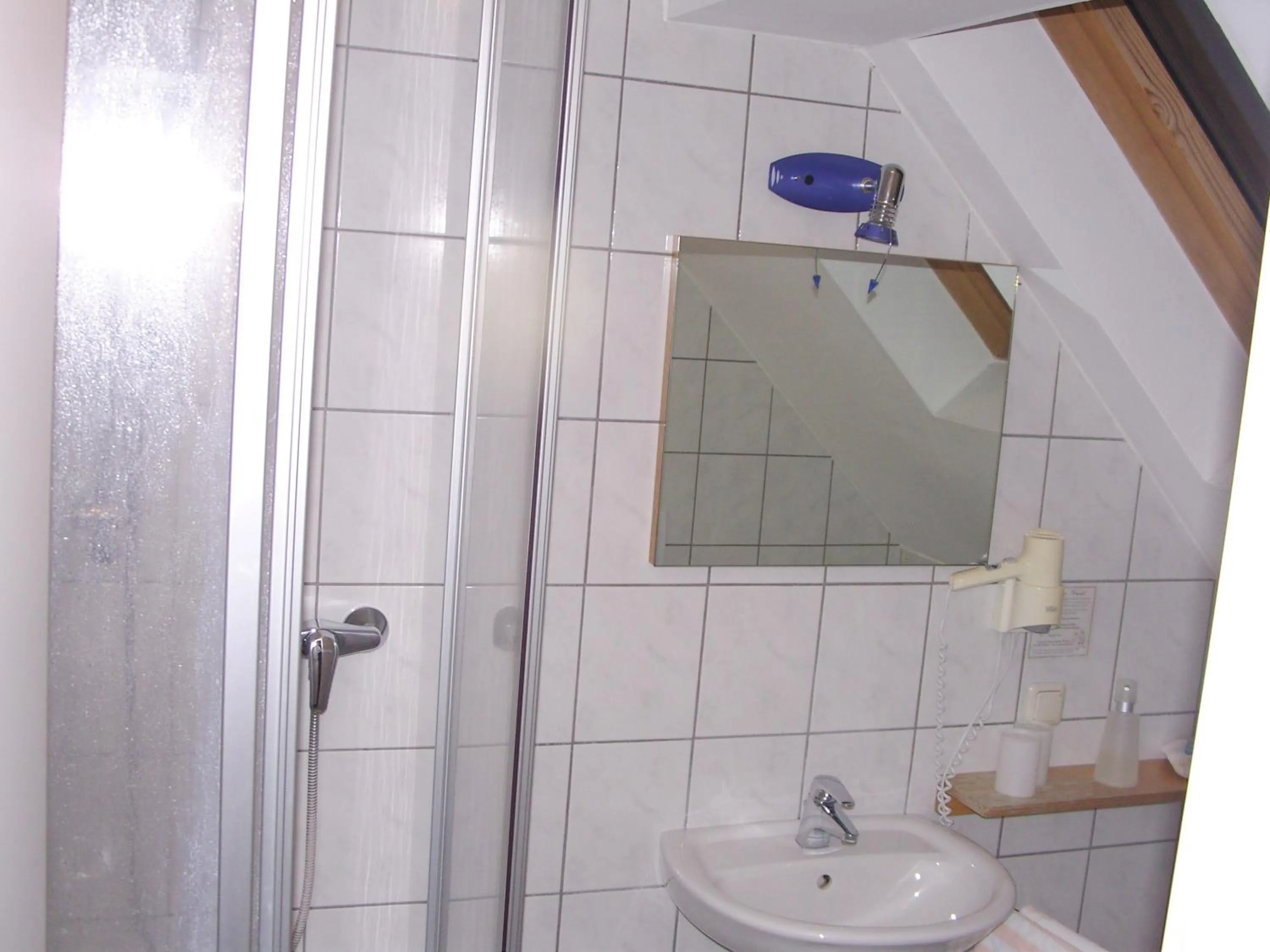 Bathroom in Hotel Garni Löhr