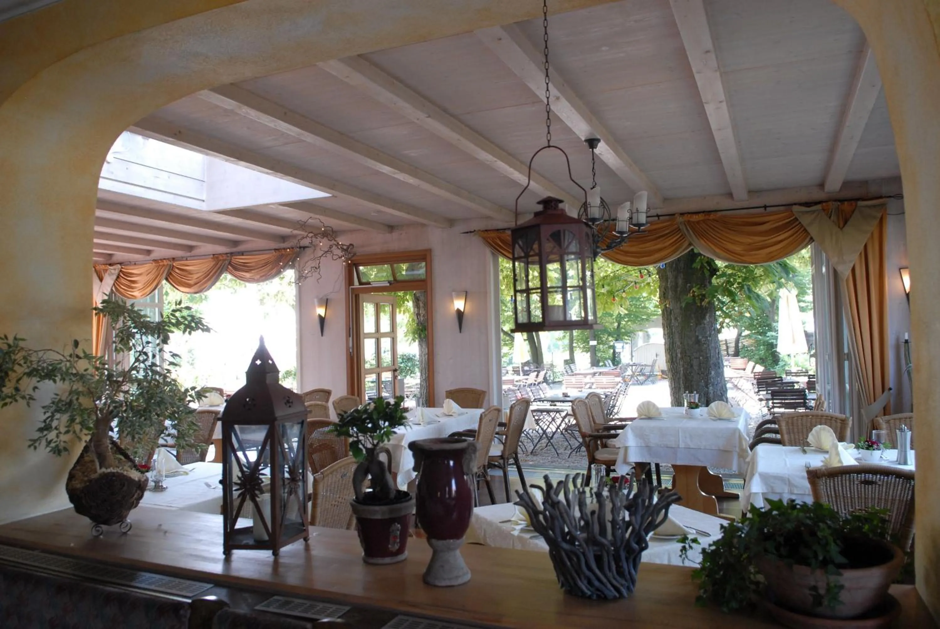 Restaurant/places to eat in Hotel Garni Löhr