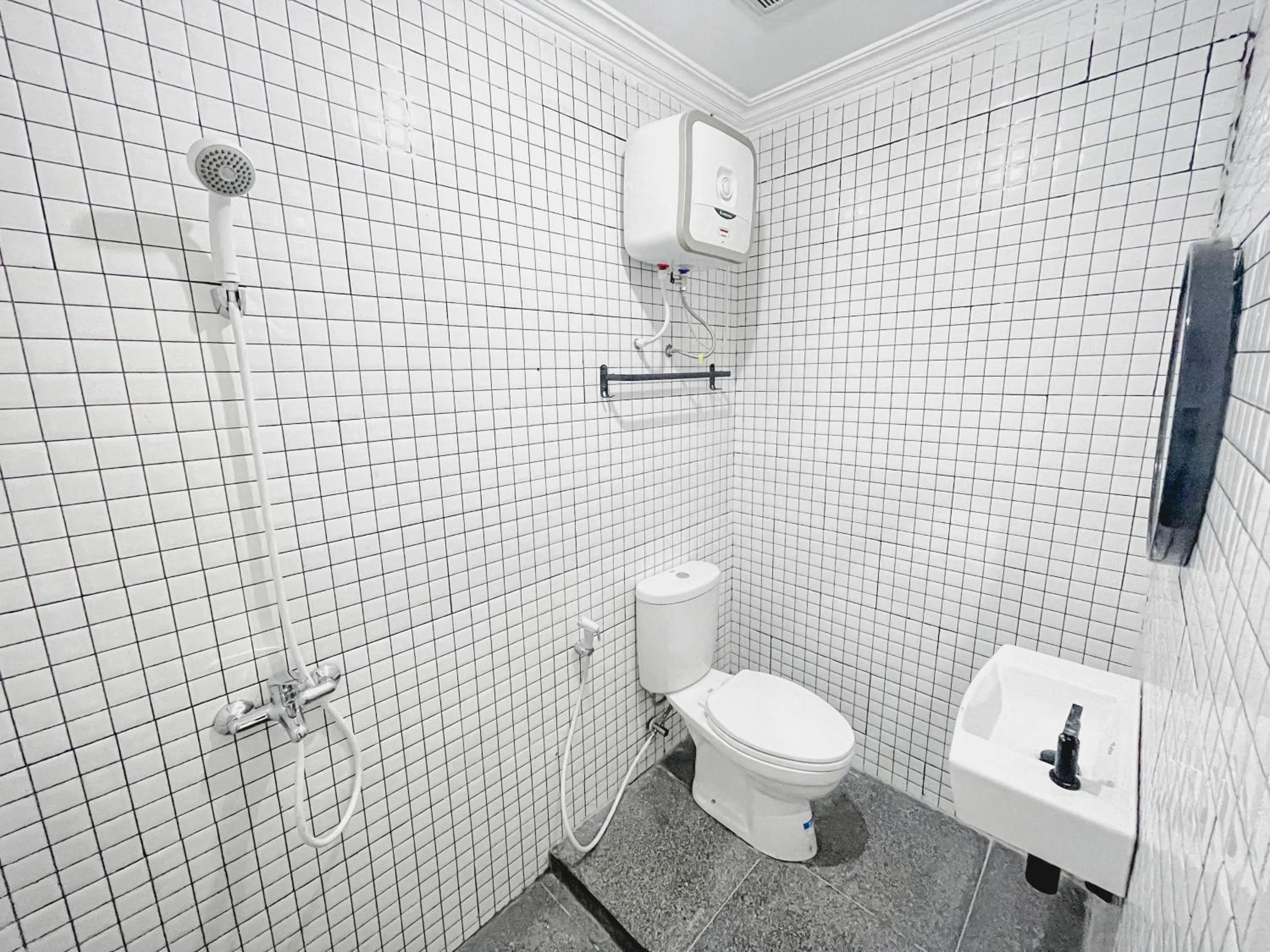 Bathroom in OstiC House