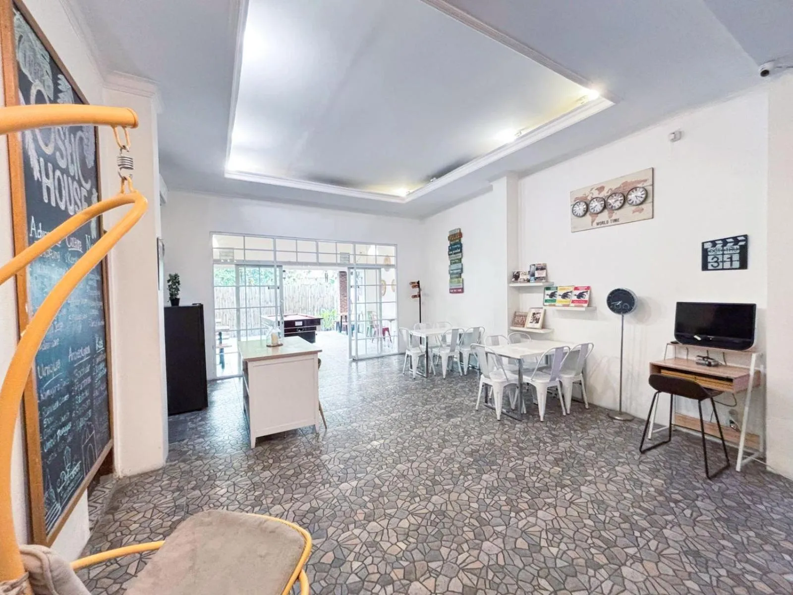 Lobby or reception in OstiC House