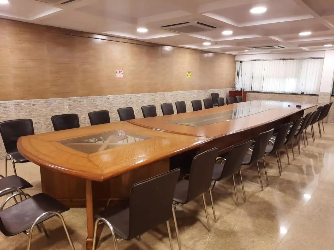 Meeting/conference room in New Delhi YMCA Tourist Hostel