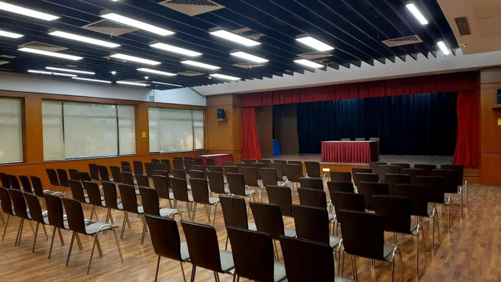 Banquet/Function facilities in New Delhi YMCA Tourist Hostel