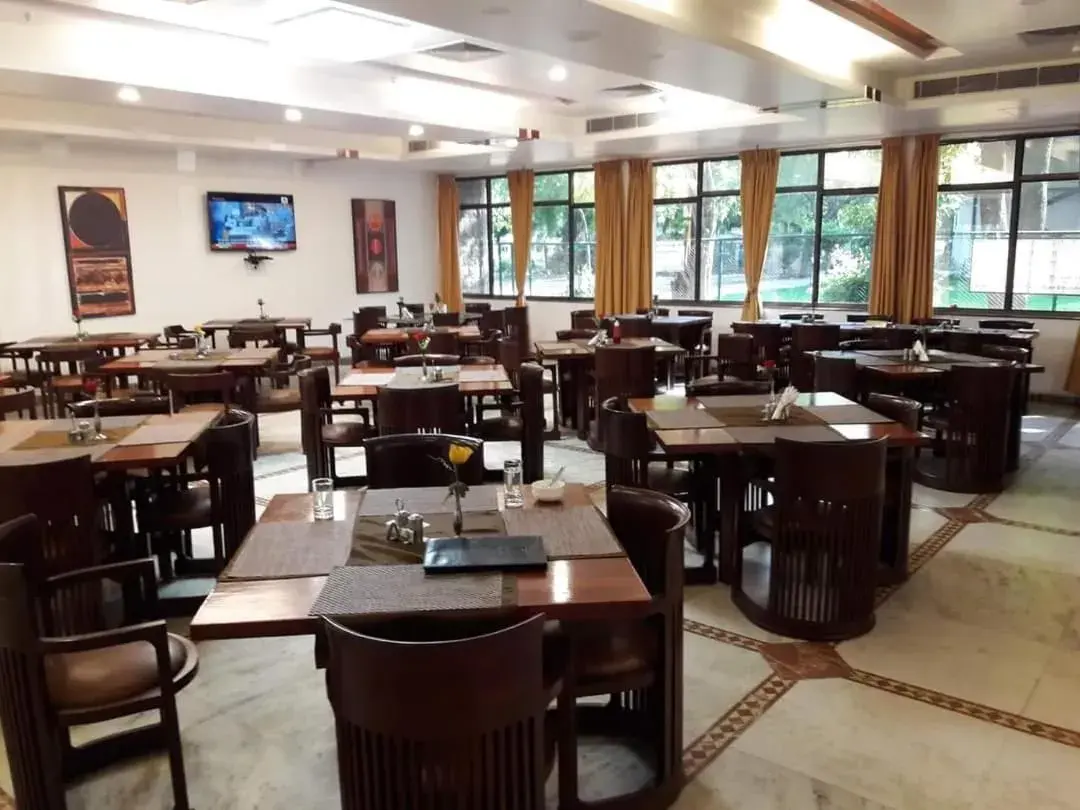 Restaurant/Places to Eat in New Delhi YMCA Tourist Hostel