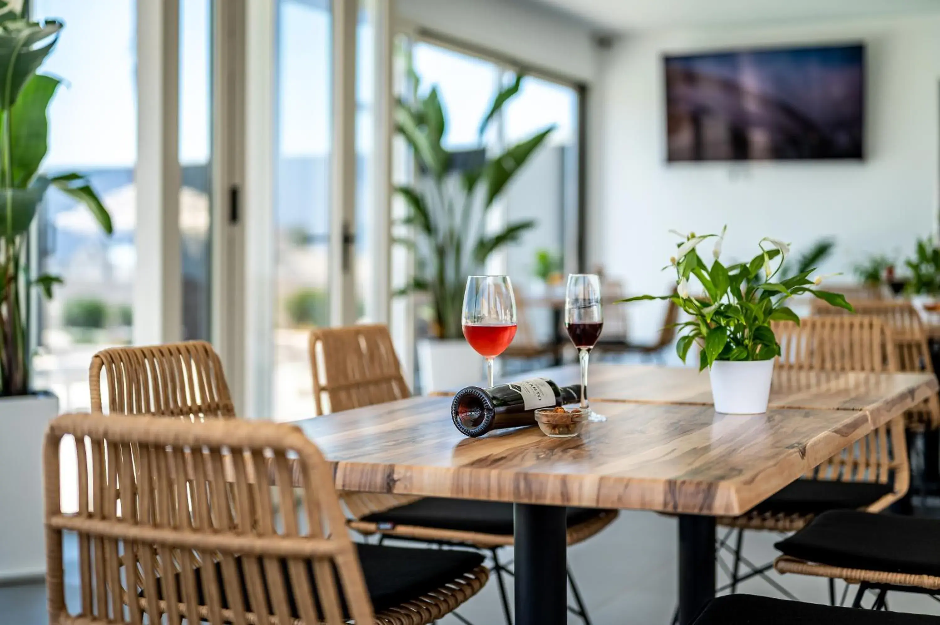 Restaurant/places to eat in En Plo Boutique Suites Restaurant/places to eat in En Plo Boutique Suites