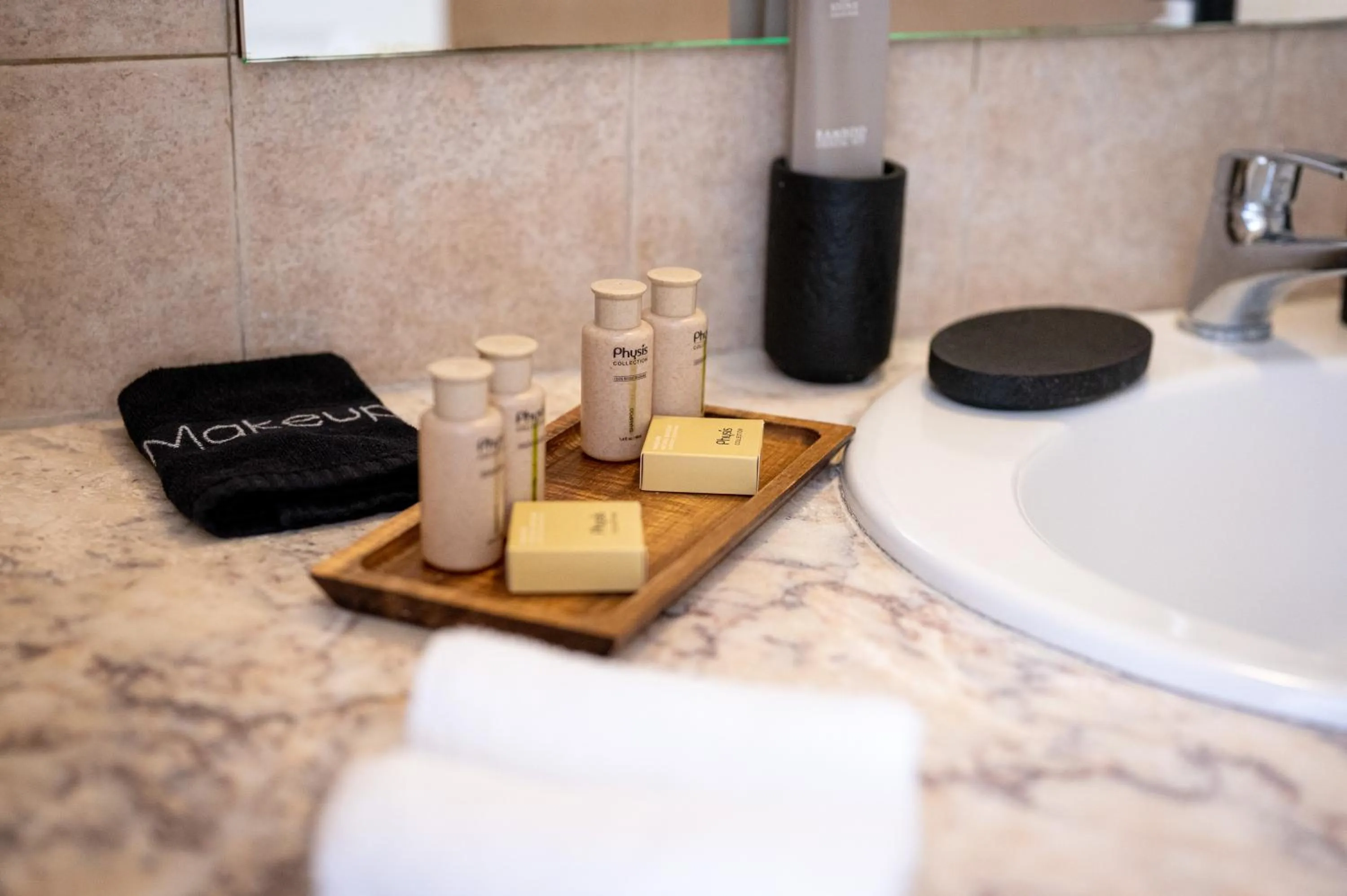 Decorative detail in En Plo Boutique Suites